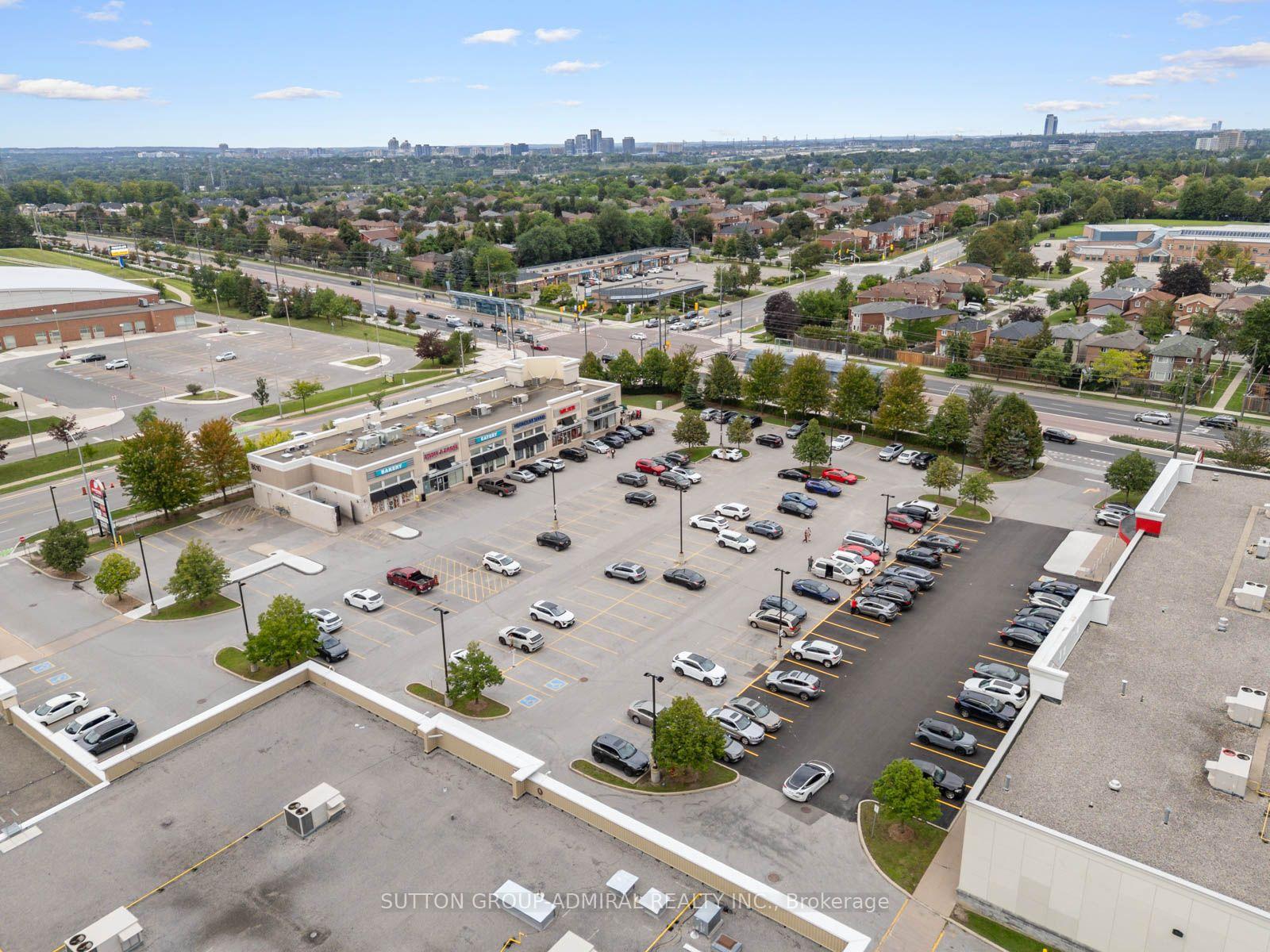 Photo 49 of 37 Kingsbridge Circle, Vaughan, Beverley Glen — HOMEH
