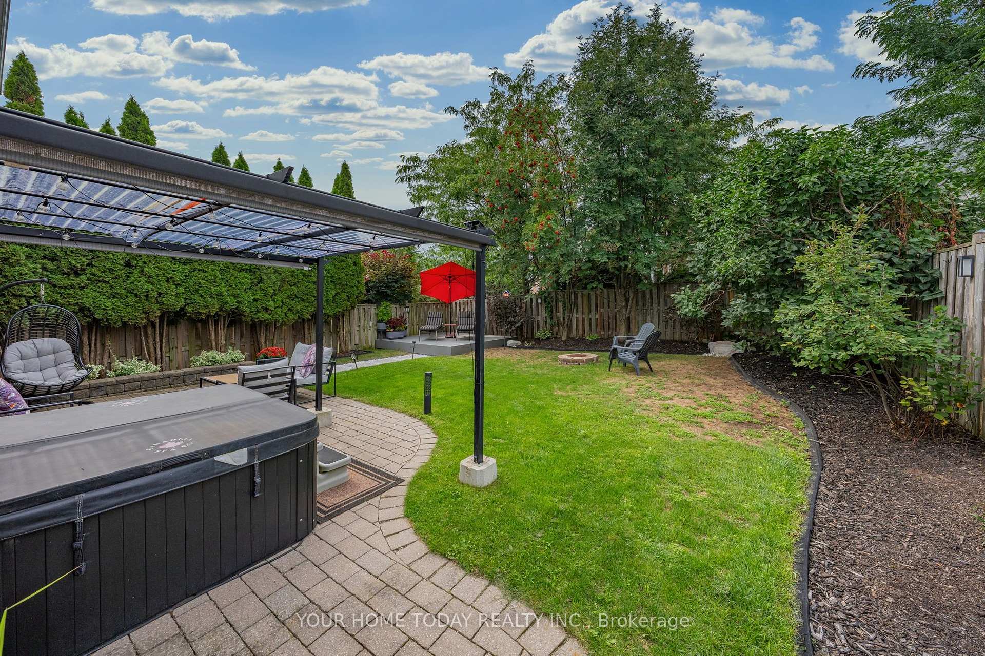 Photo 33 of 19 Rachlin Drive, Halton Hills, Acton — HOMEH