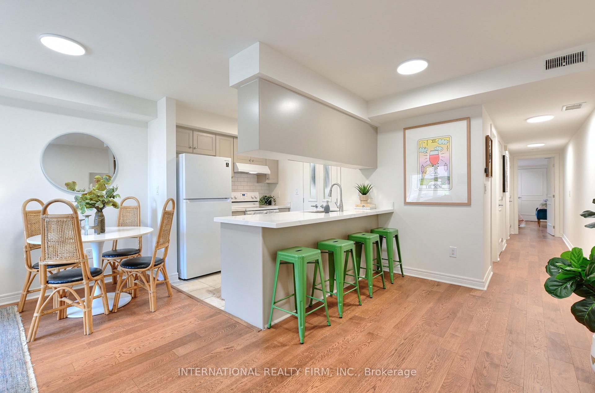 Photo 2 of Unit 201, 60 Aerodrome Crescent, Toronto, Leaside — HOMEH