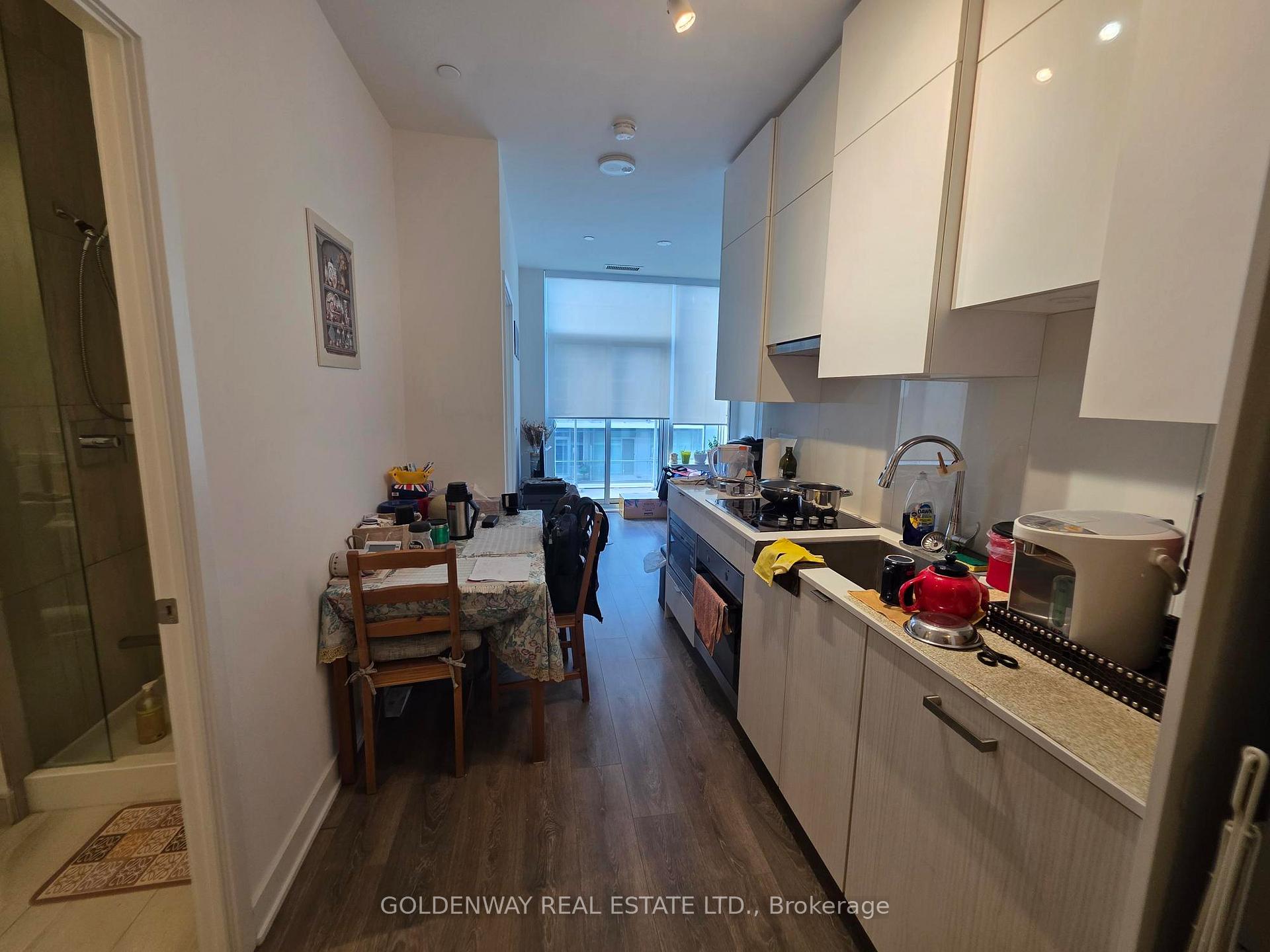 Photo 5 of Unit PH15, 195 Redpath Avenue, Toronto, Mount Pleasant West — HOMEH