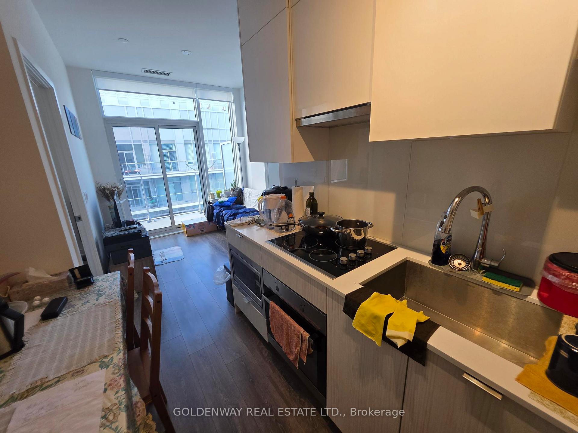 Photo 6 of Unit PH15, 195 Redpath Avenue, Toronto, Mount Pleasant West — HOMEH