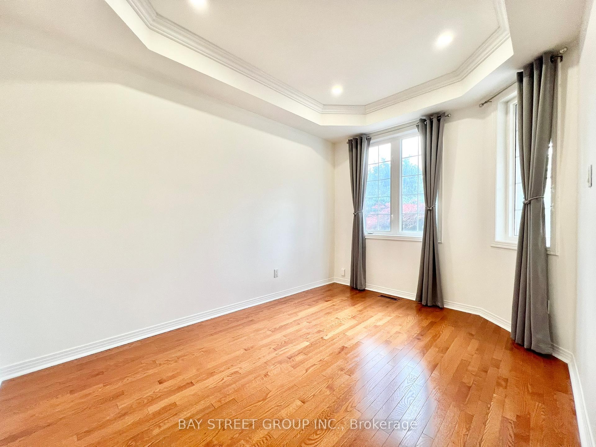 Photo 3 of 26 Whitford Road, Markham, Cachet — HOMEH