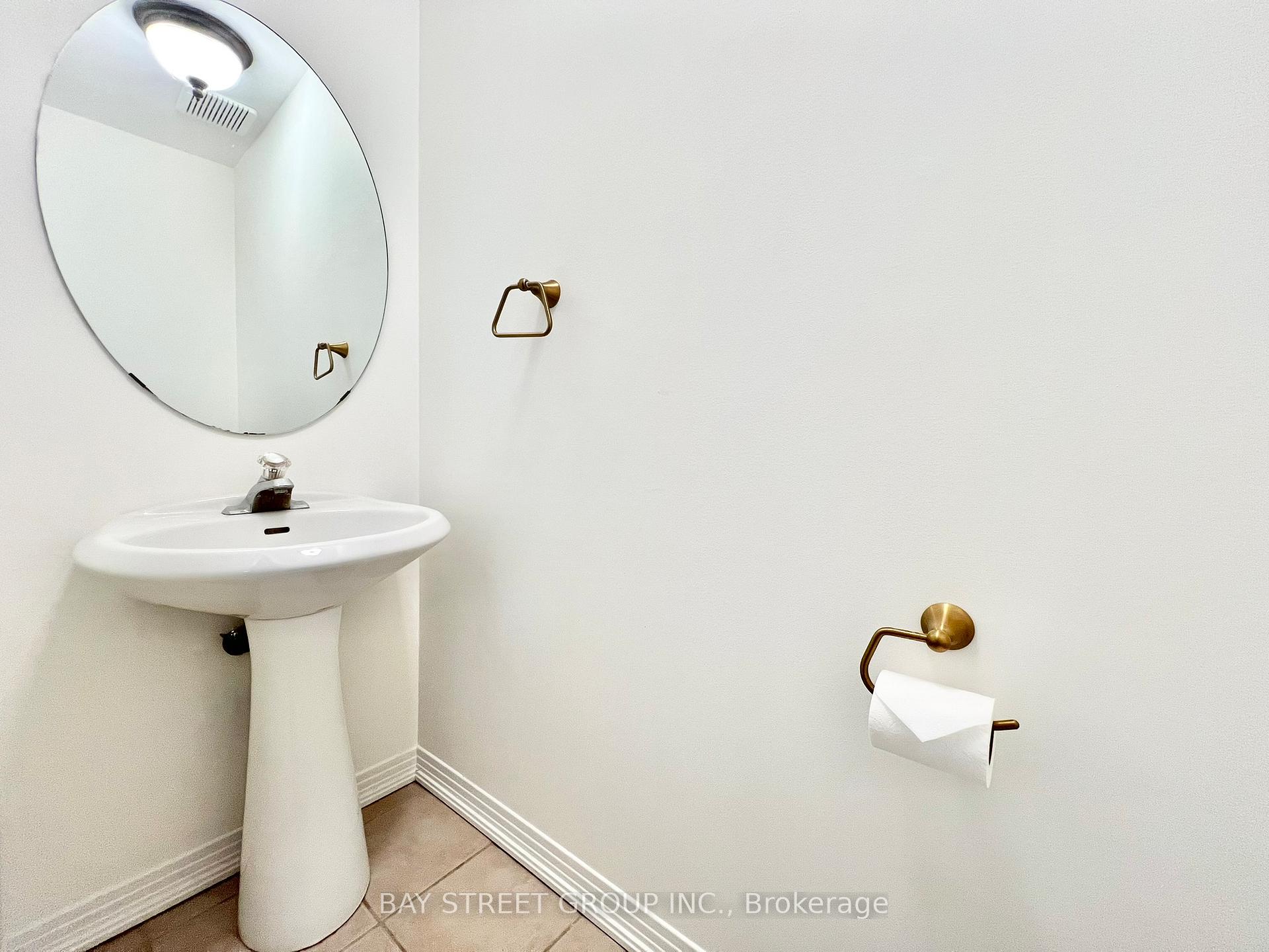 Photo 6 of 26 Whitford Road, Markham, Cachet — HOMEH