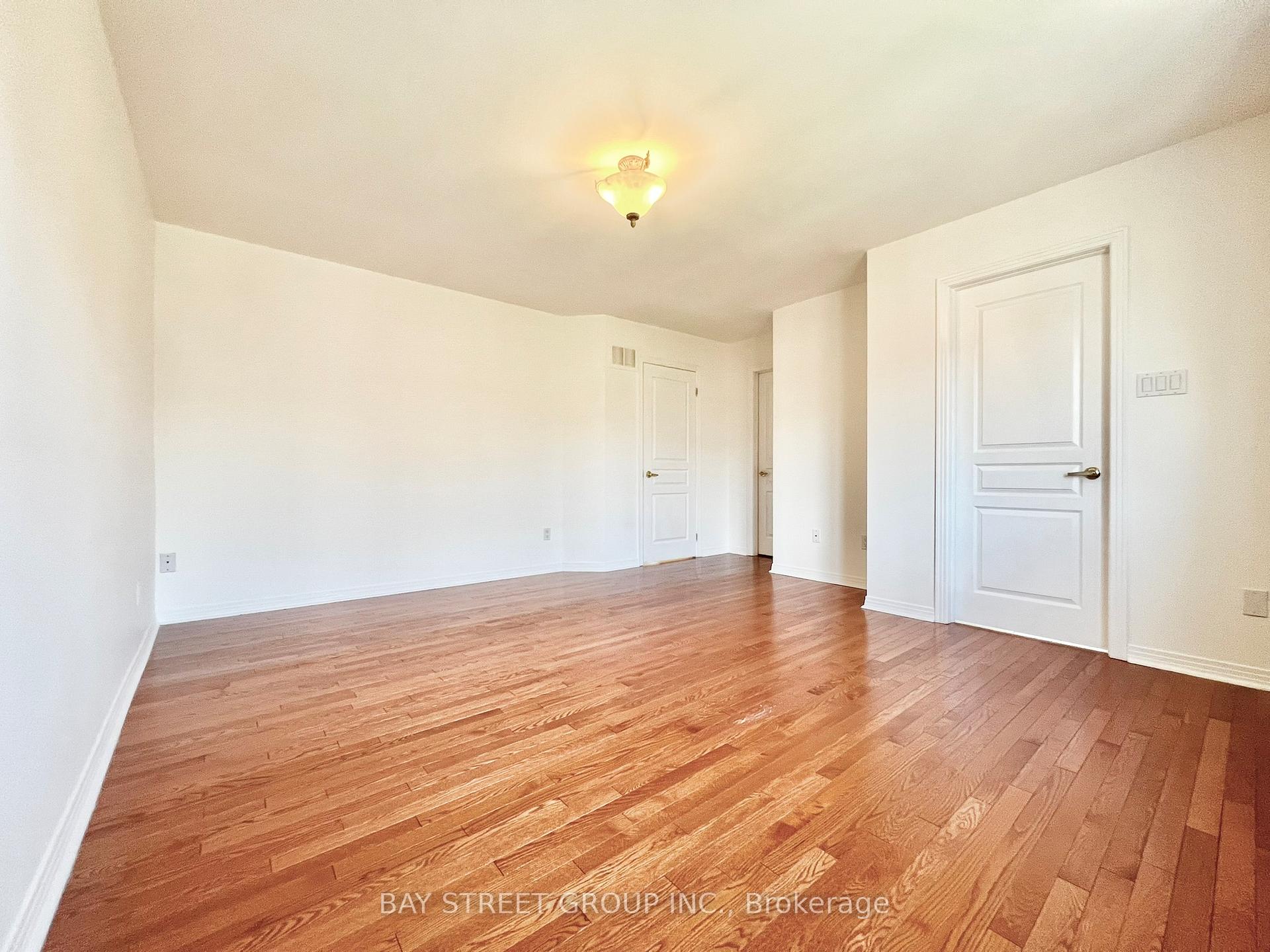 Photo 21 of 26 Whitford Road, Markham, Cachet — HOMEH