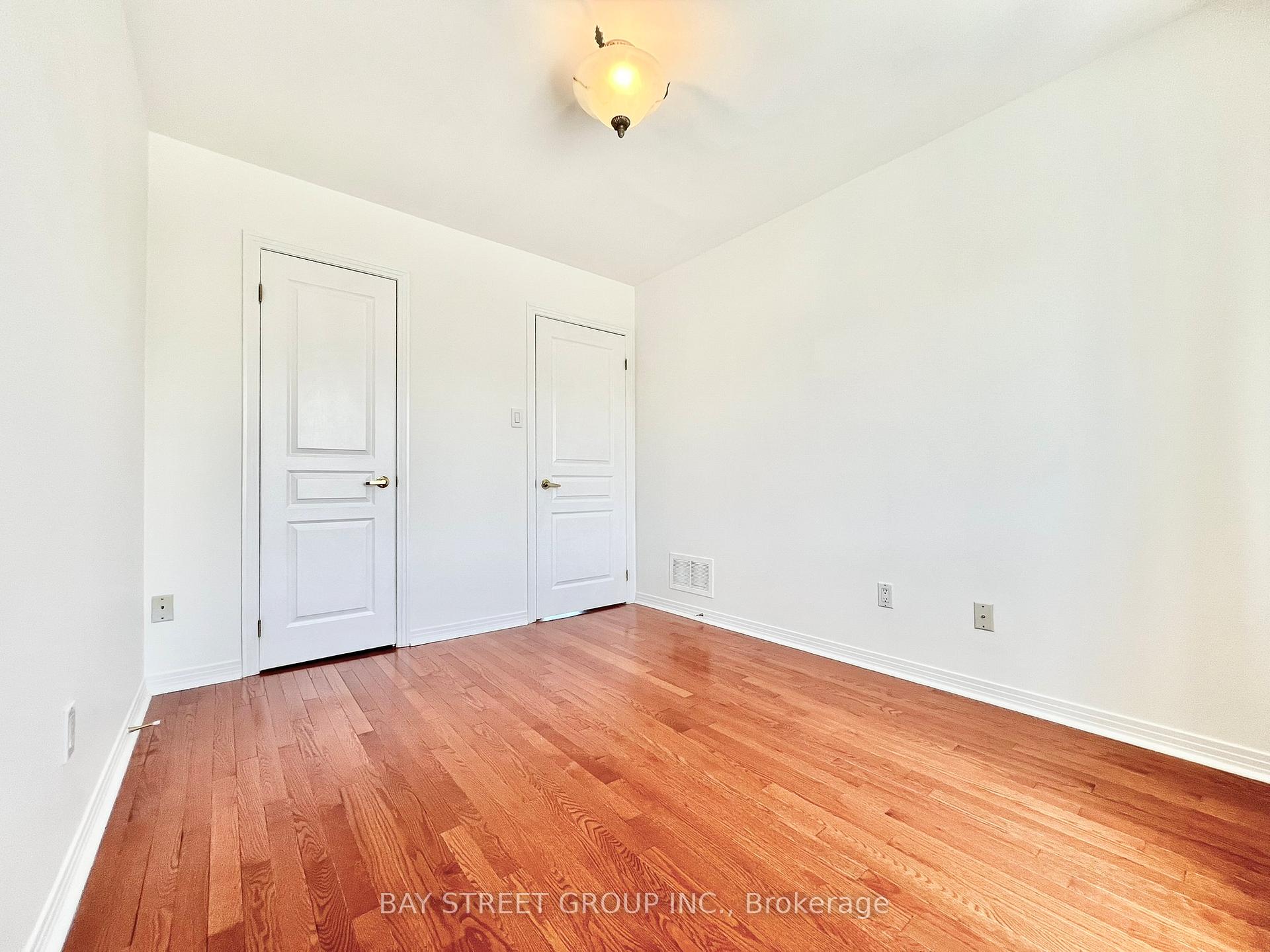 Photo 28 of 26 Whitford Road, Markham, Cachet — HOMEH