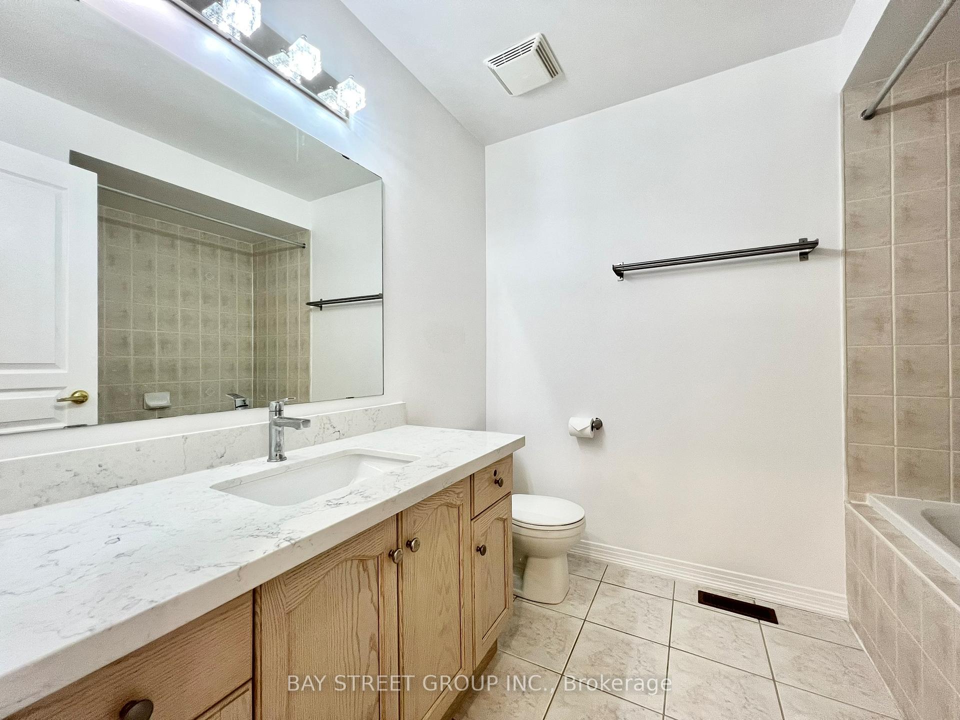 Photo 29 of 26 Whitford Road, Markham, Cachet — HOMEH