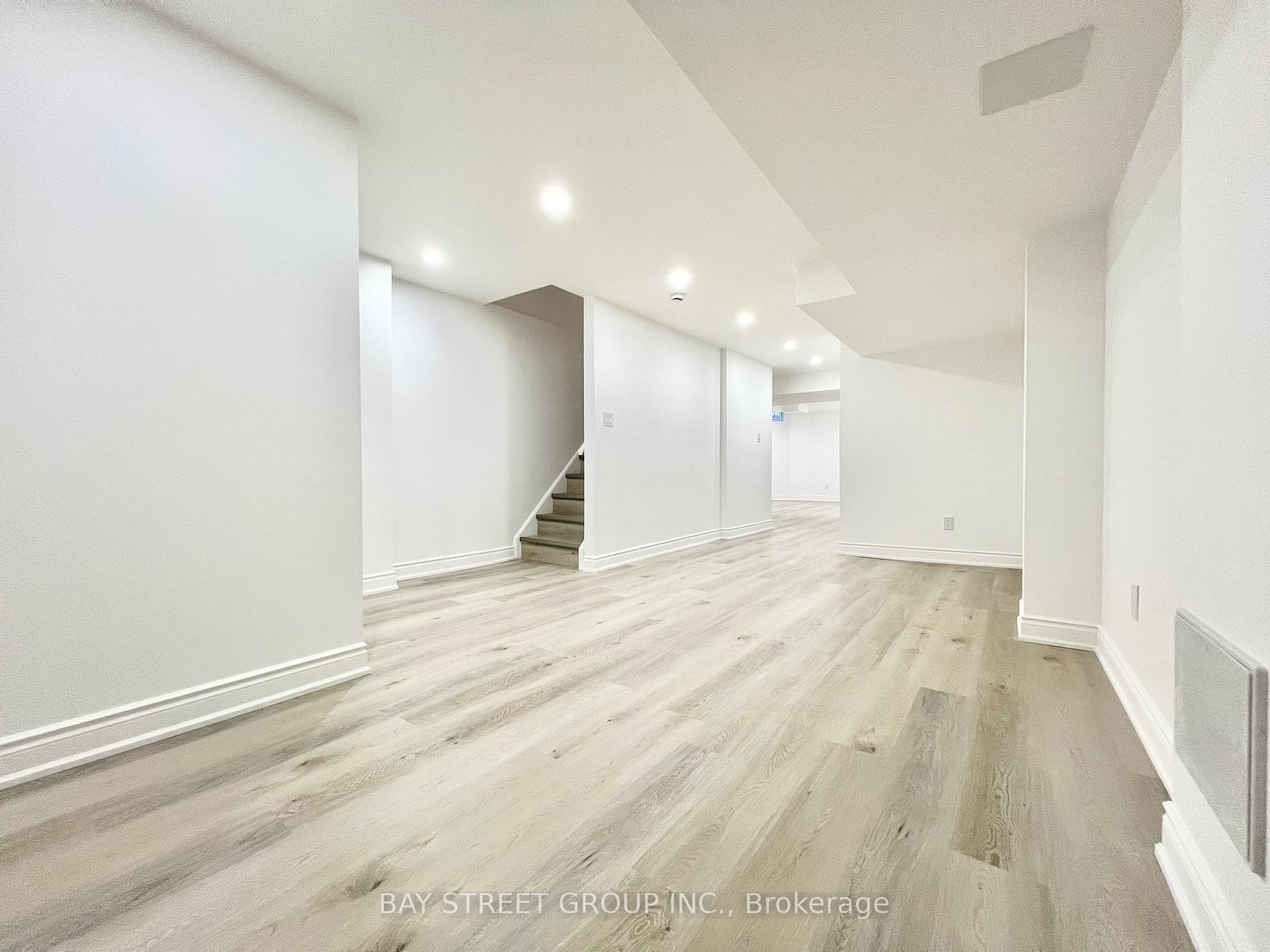 Photo 31 of 26 Whitford Road, Markham, Cachet — HOMEH