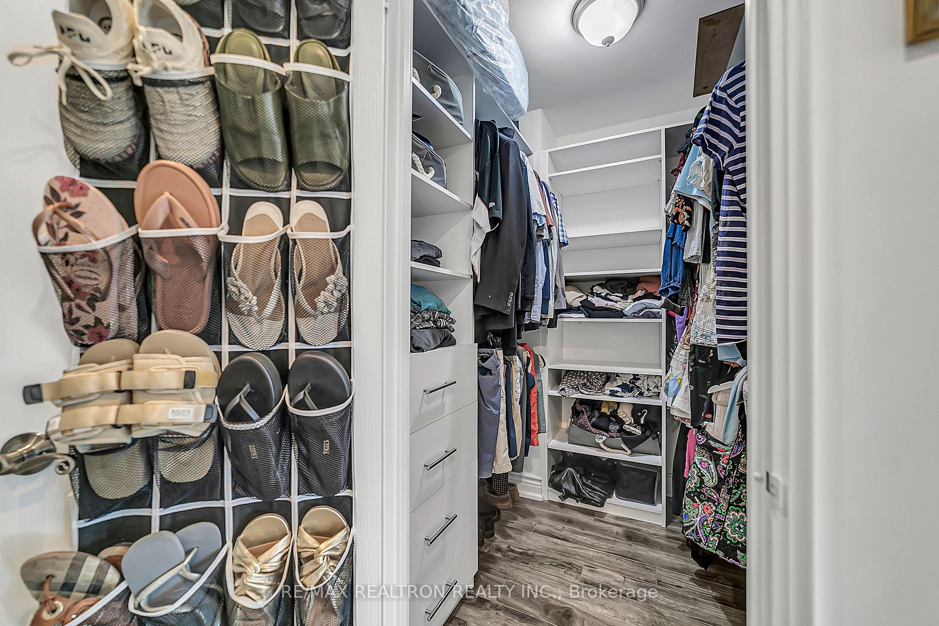 Photo 21 of Unit 810, 7 Townsgate Drive, Vaughan, Crestwood-Springfarm-Yorkhill — HOMEH