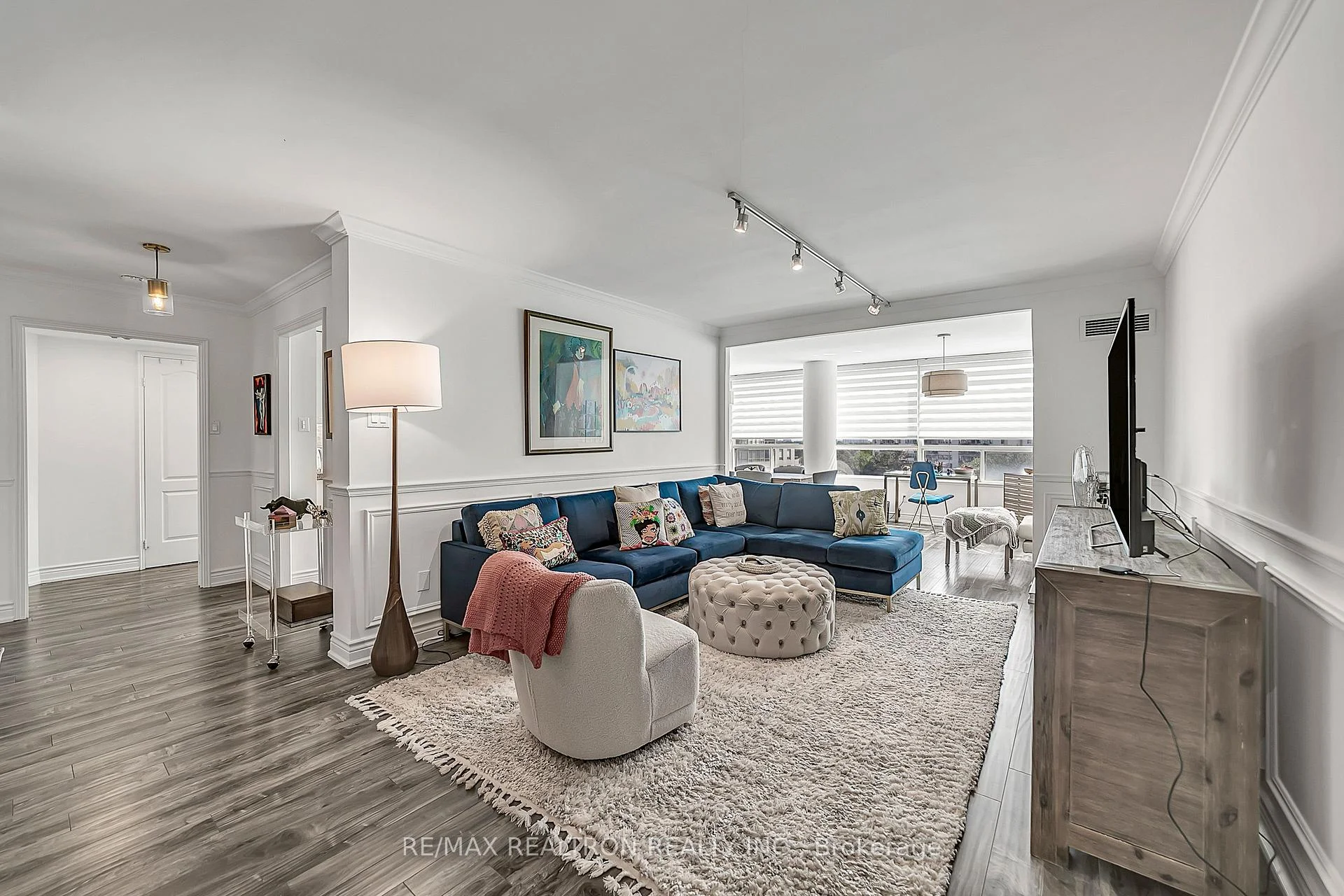 Photo 12 of Unit 810, 7 Townsgate Drive, Vaughan, Crestwood-Springfarm-Yorkhill — HOMEH