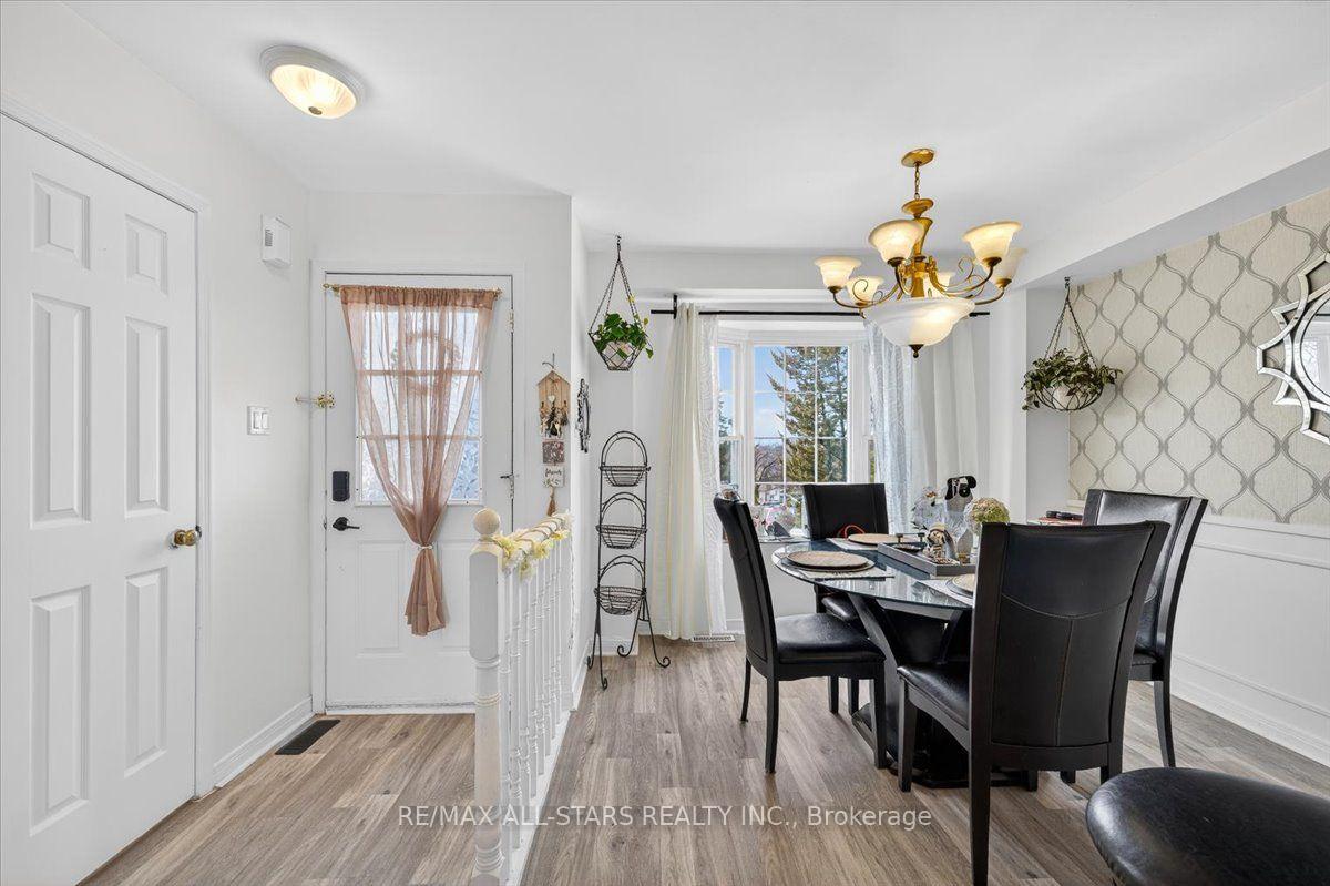 Photo 4 of Unit 3, 119 Spring Road, Georgina, Keswick North — HOMEH