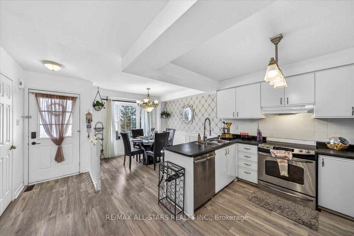 Photo 9 of Unit 3, 119 Spring Road, Georgina, Keswick North — HOMEH