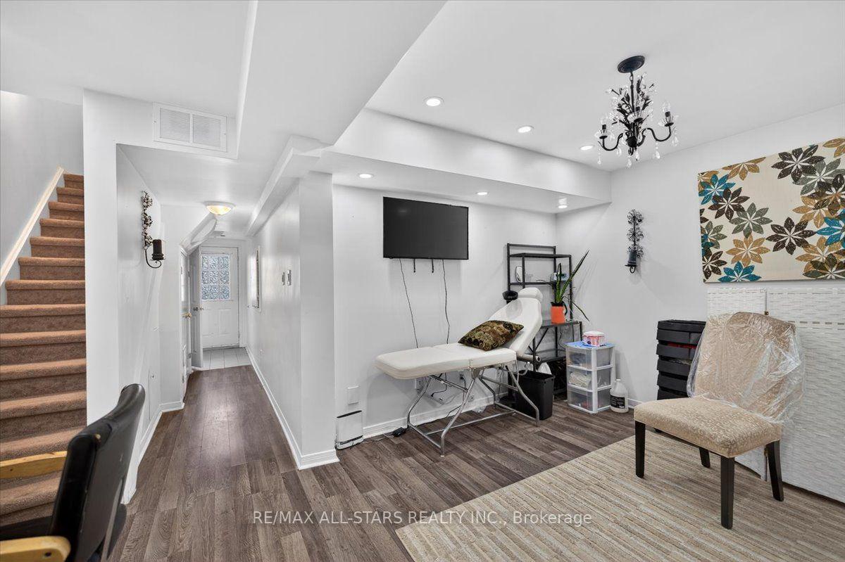 Photo 36 of Unit 3, 119 Spring Road, Georgina, Keswick North — HOMEH