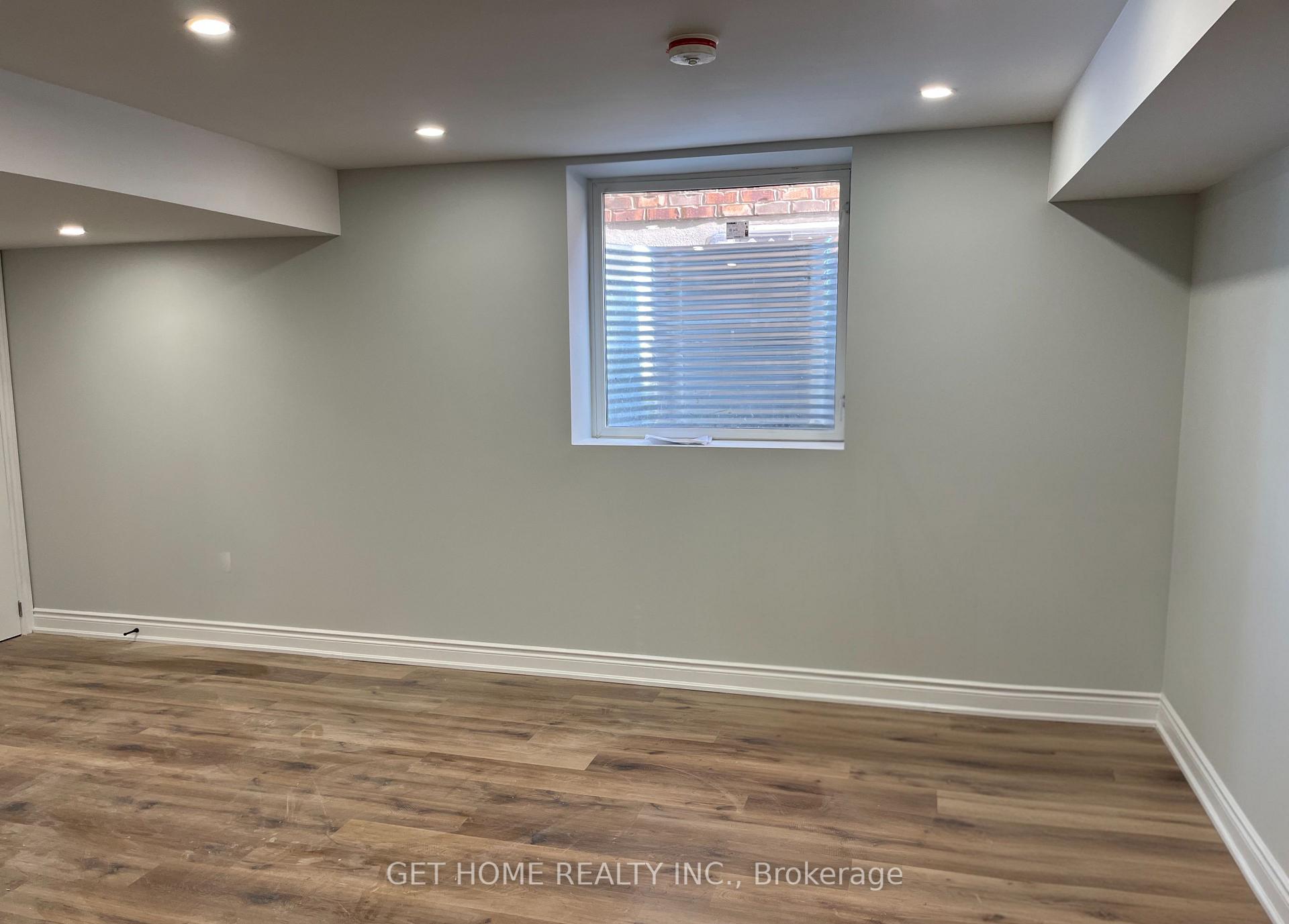 Photo 61 of 541 Starwood Drive, Guelph, Grange Road — HOMEH