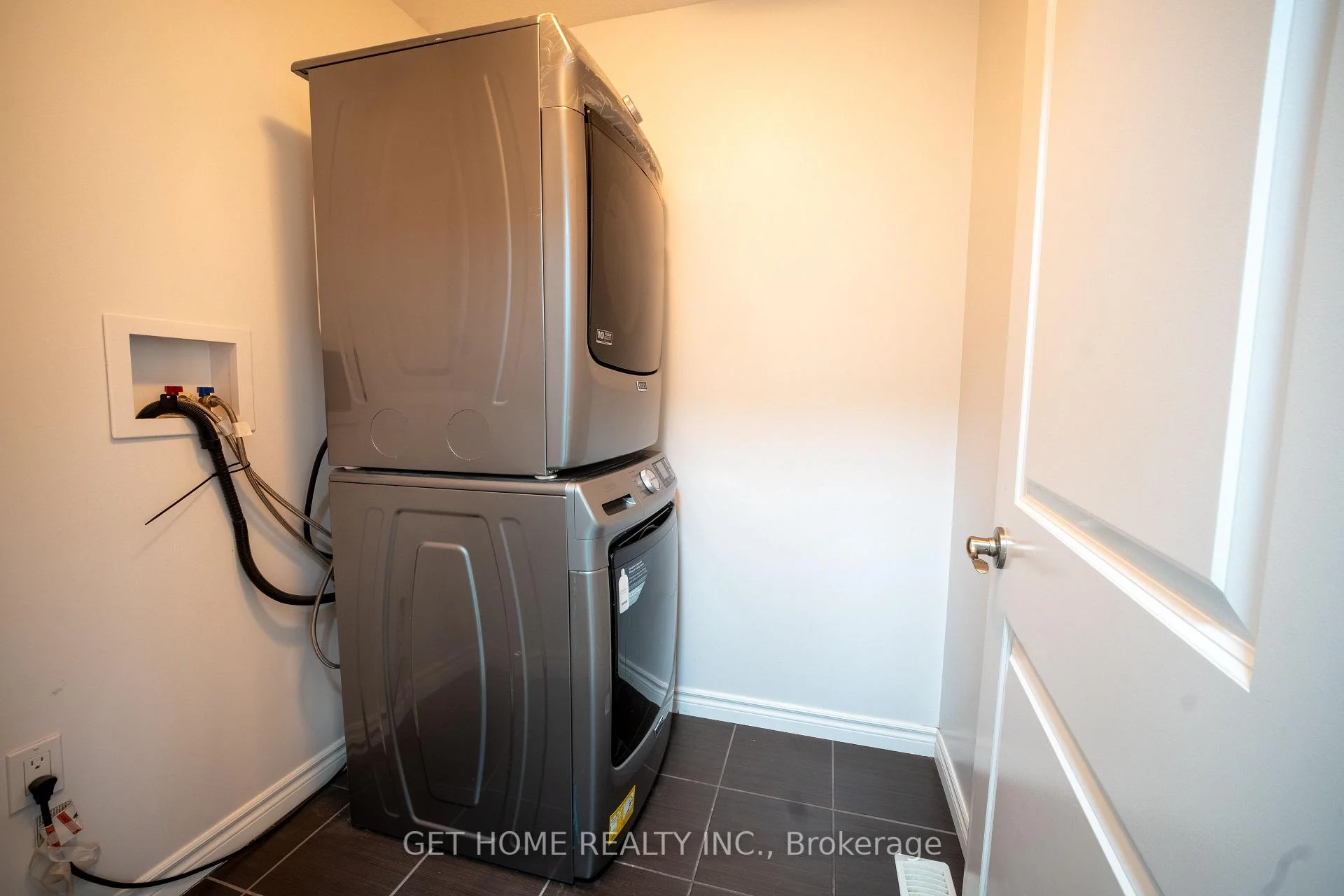 Photo 45 of 541 Starwood Drive, Guelph, Grange Road — HOMEH