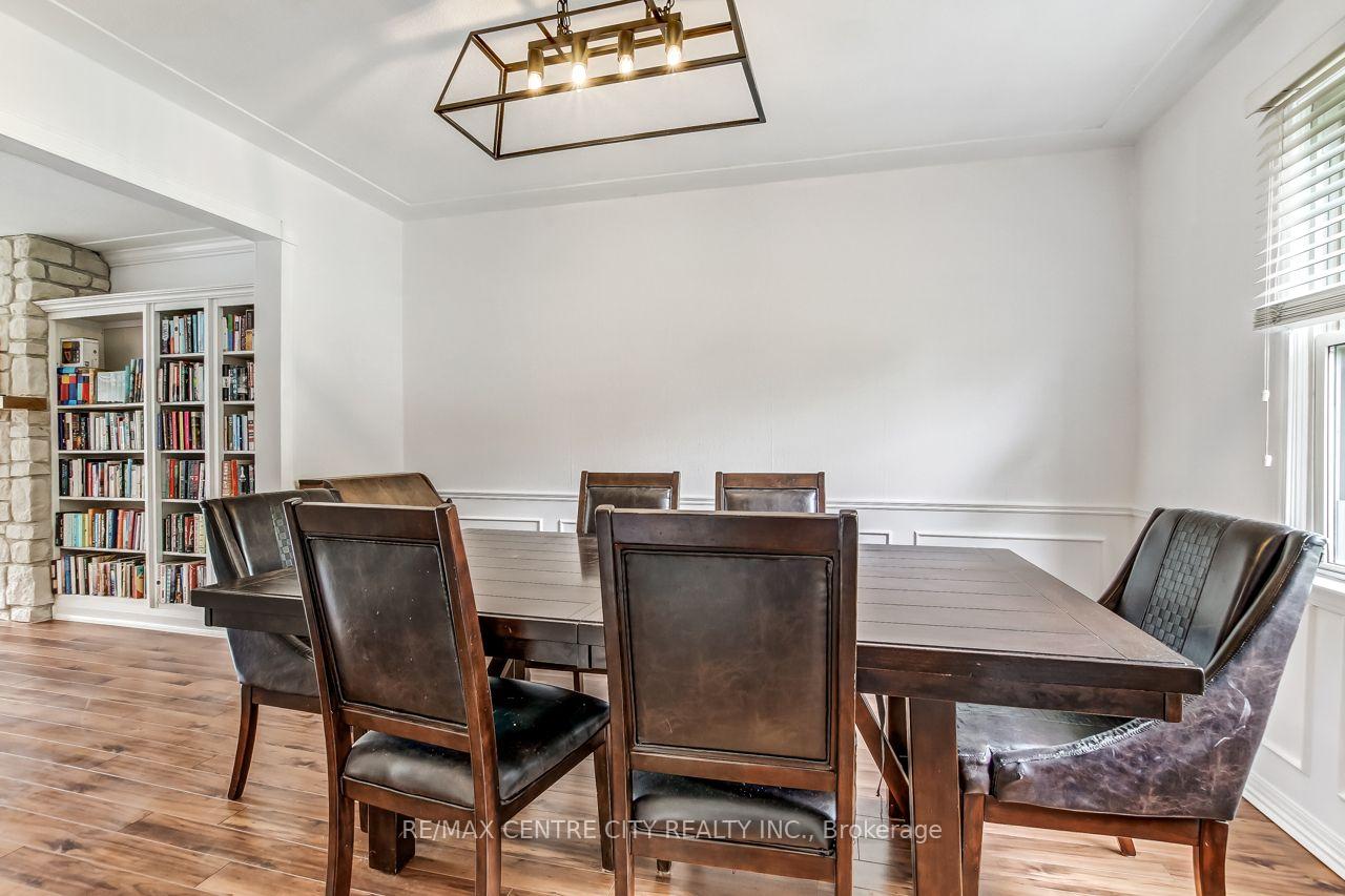 Photo 9 of 10 Runnymede Crescent, London, North J — HOMEH