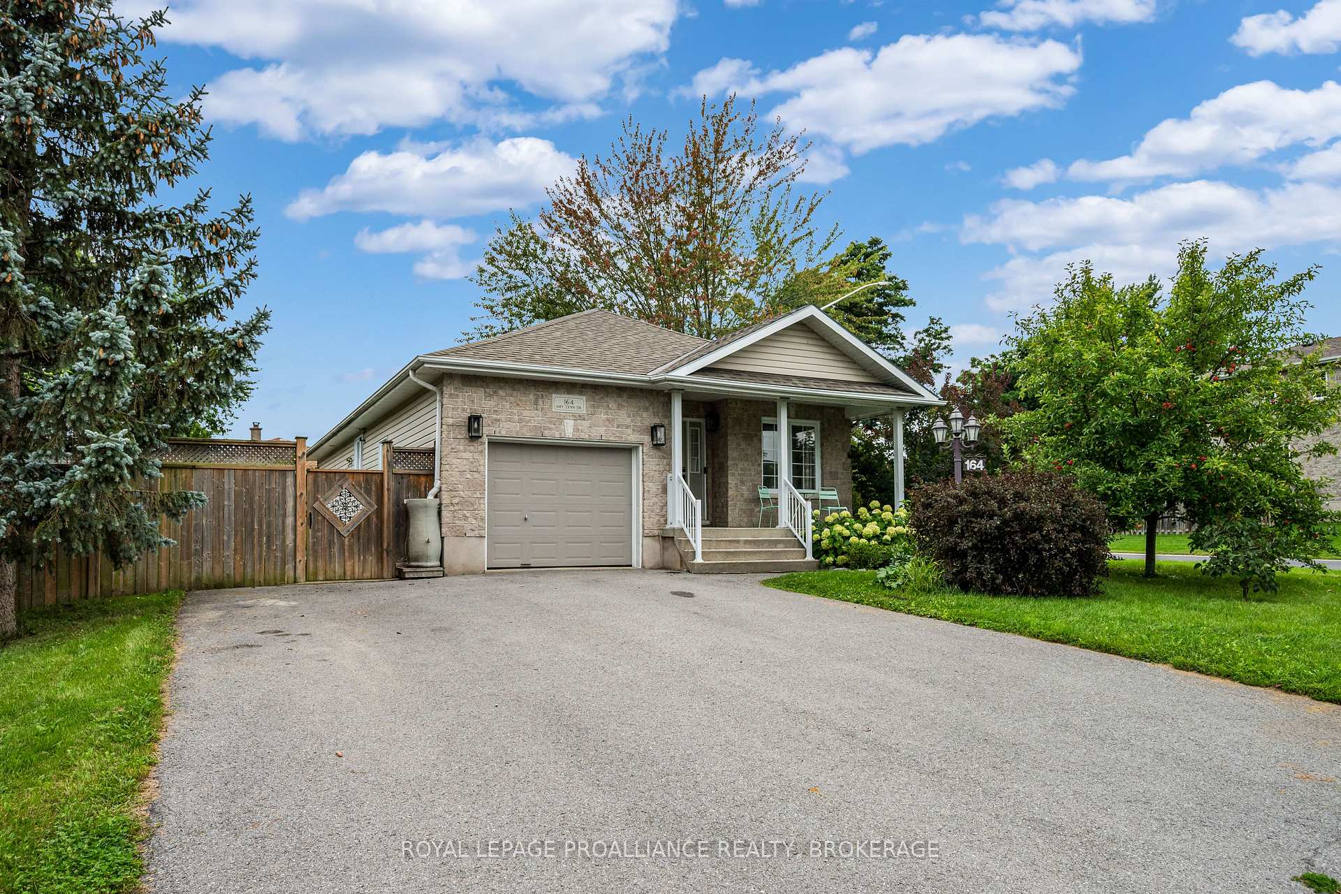 Photo 1 of 164 Amy Lynn Drive, Loyalist, Amherstview — HOMEH