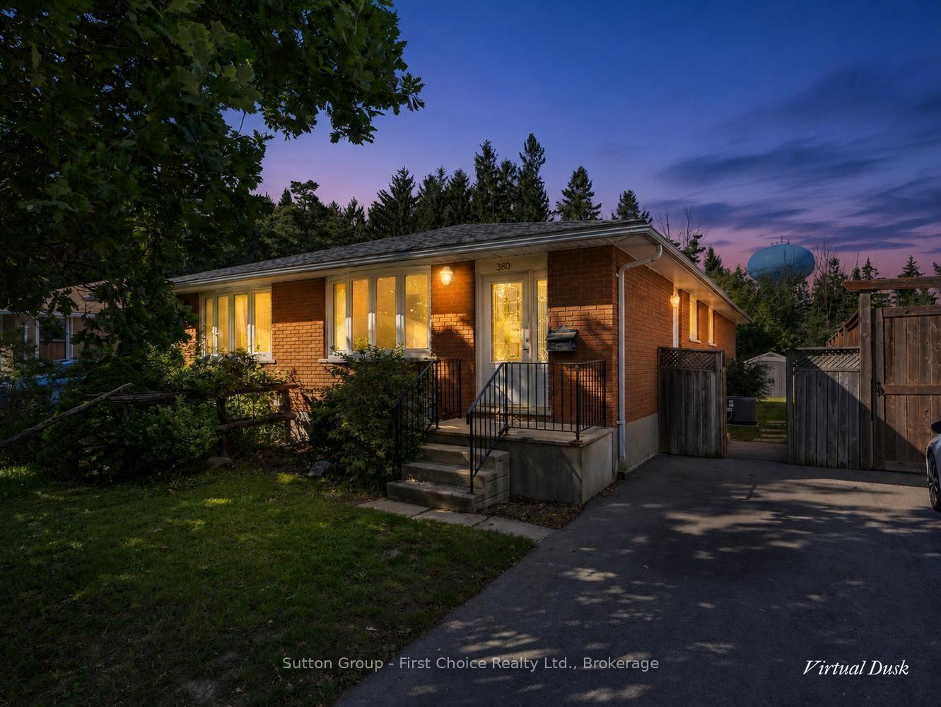 Photo 4 of 380 Maple Avenue, Stratford — HOMEH