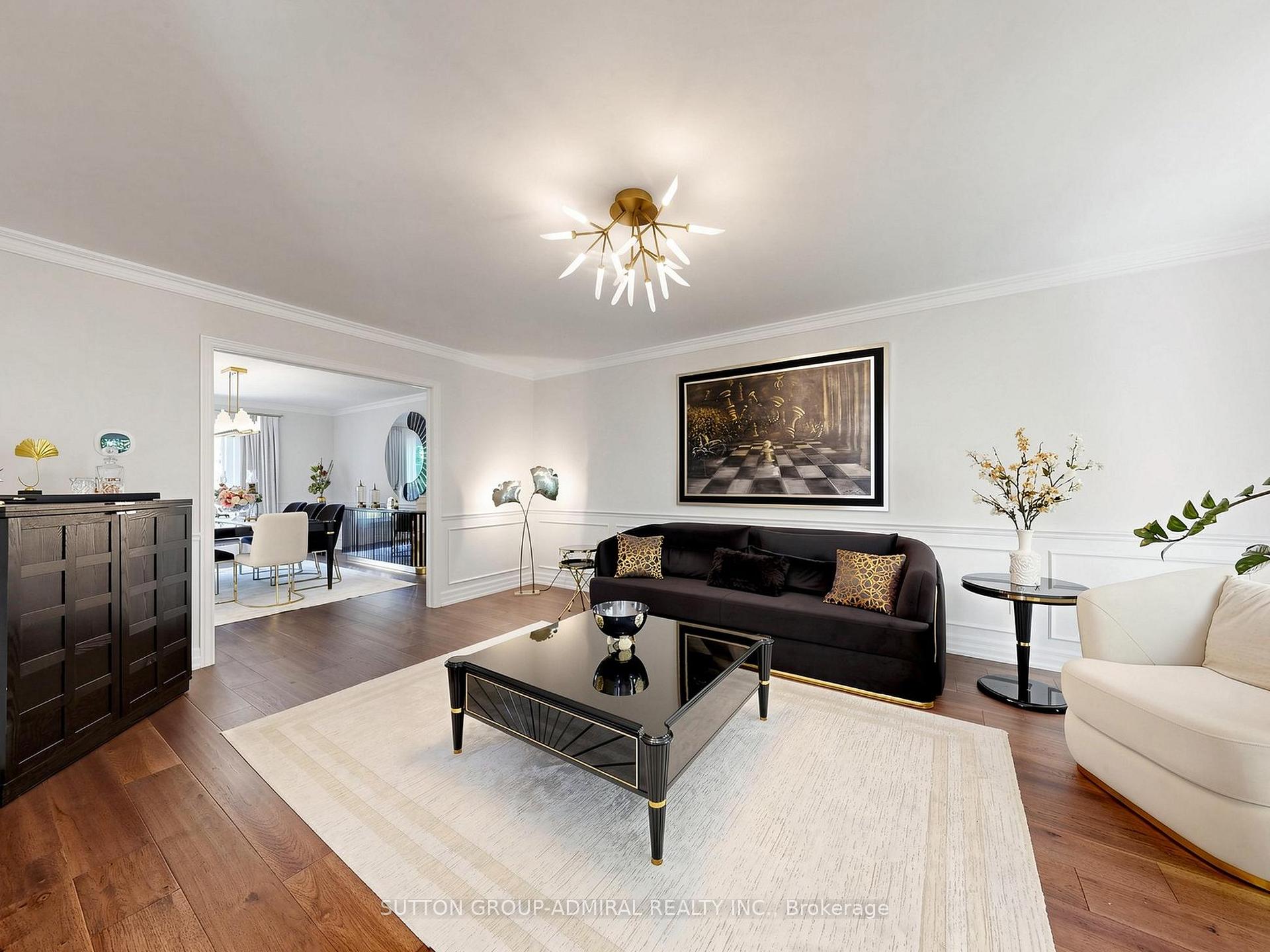 Photo 4 of 48 Petch Crescent, Aurora, Aurora Highlands — HOMEH