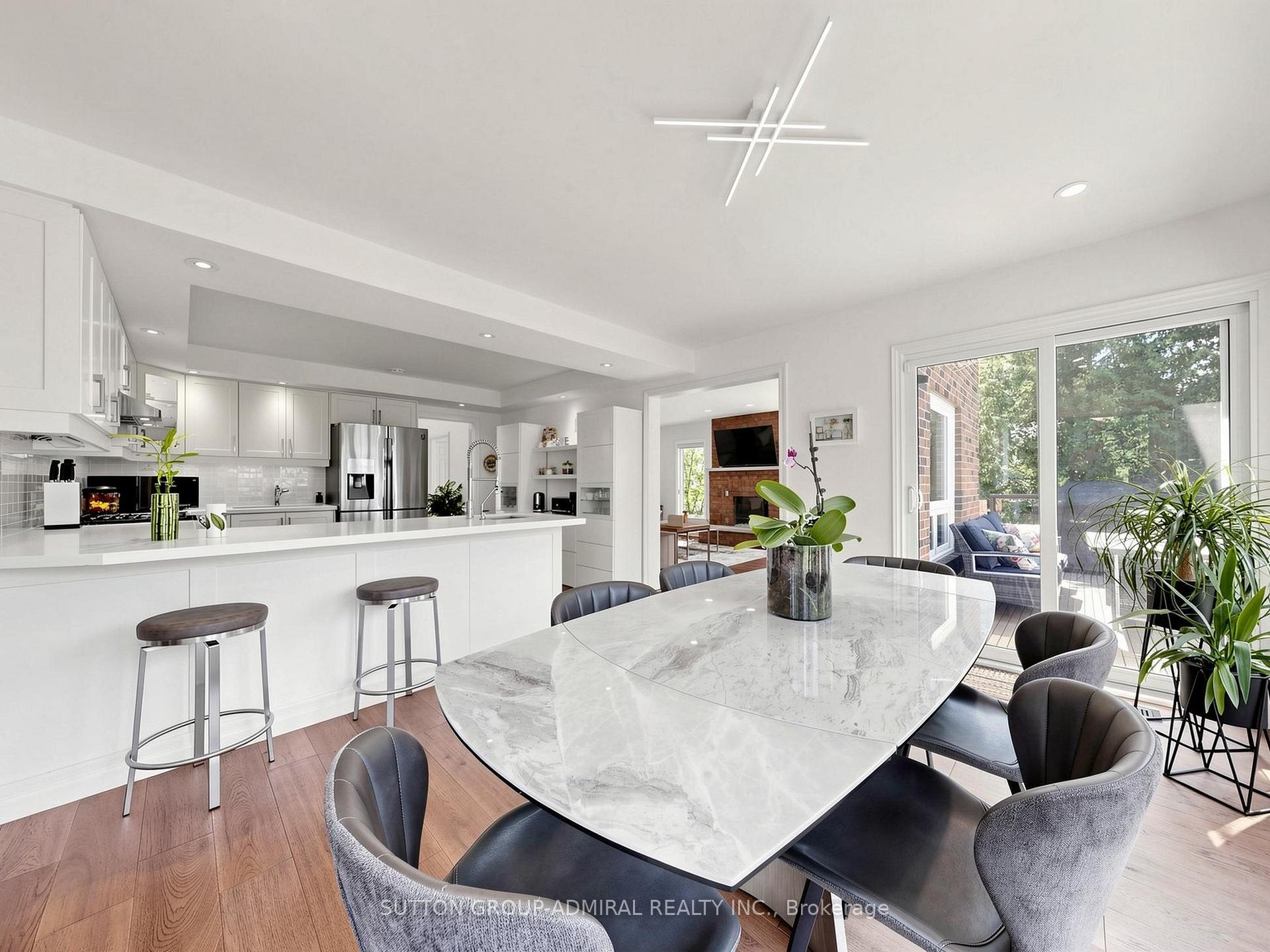 Photo 12 of 48 Petch Crescent, Aurora, Aurora Highlands — HOMEH