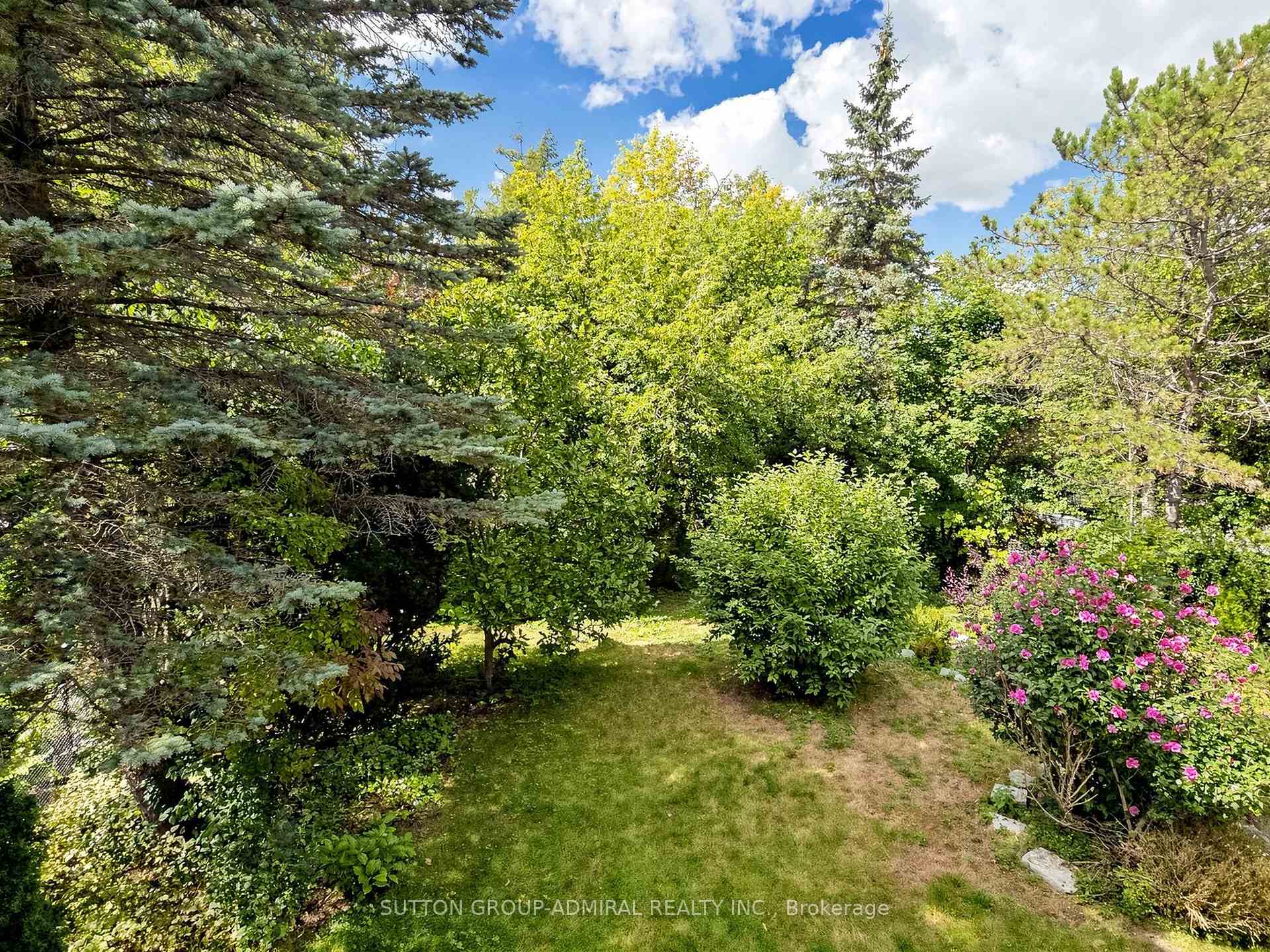 Photo 37 of 48 Petch Crescent, Aurora, Aurora Highlands — HOMEH