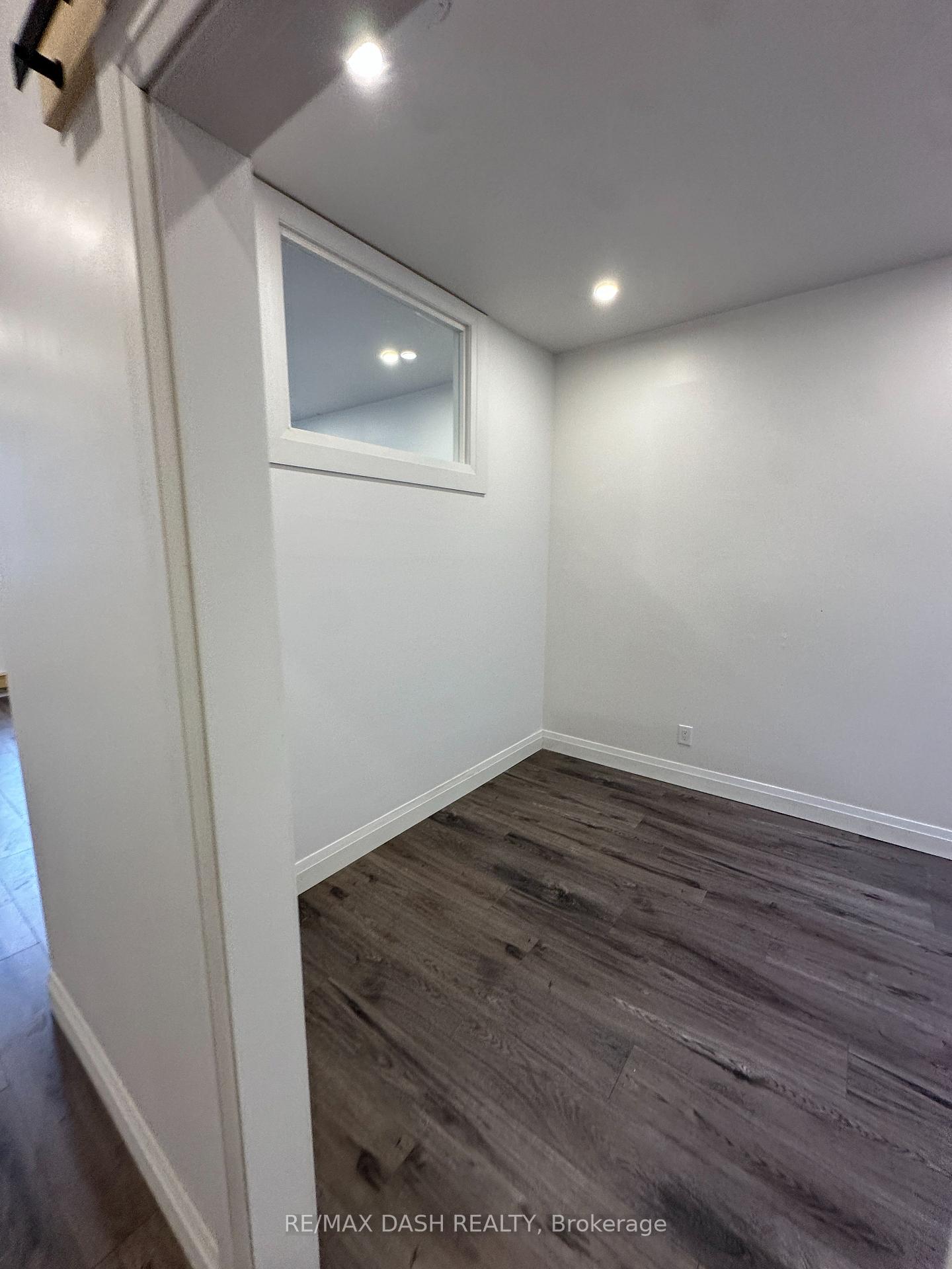 Photo 12 of Unit 4FL, 565 Yonge Street, Toronto, Church-Yonge Corridor — HOMEH