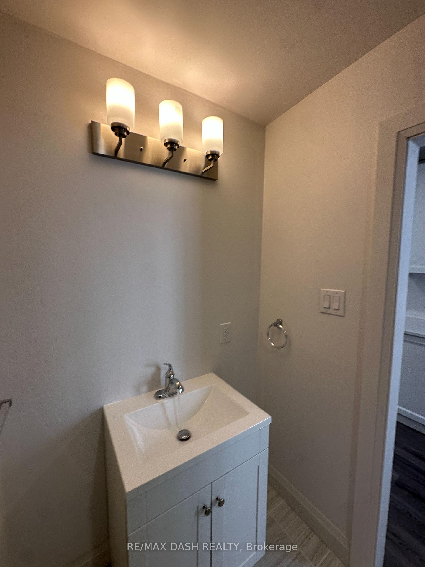 Photo 25 of Unit 4FL, 565 Yonge Street, Toronto, Church-Yonge Corridor — HOMEH