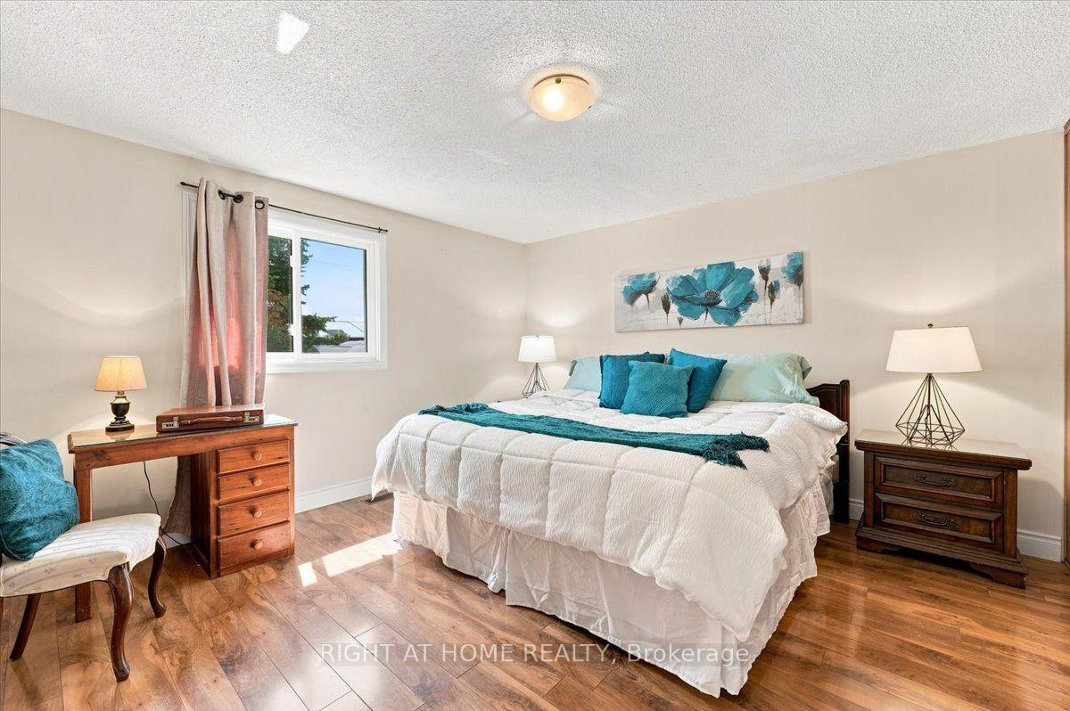 Photo 11 of 1 Argyle Road, Barrie, Sunnidale — HOMEH