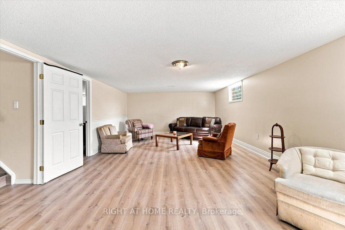 Photo 17 of 1 Argyle Road, Barrie, Sunnidale — HOMEH