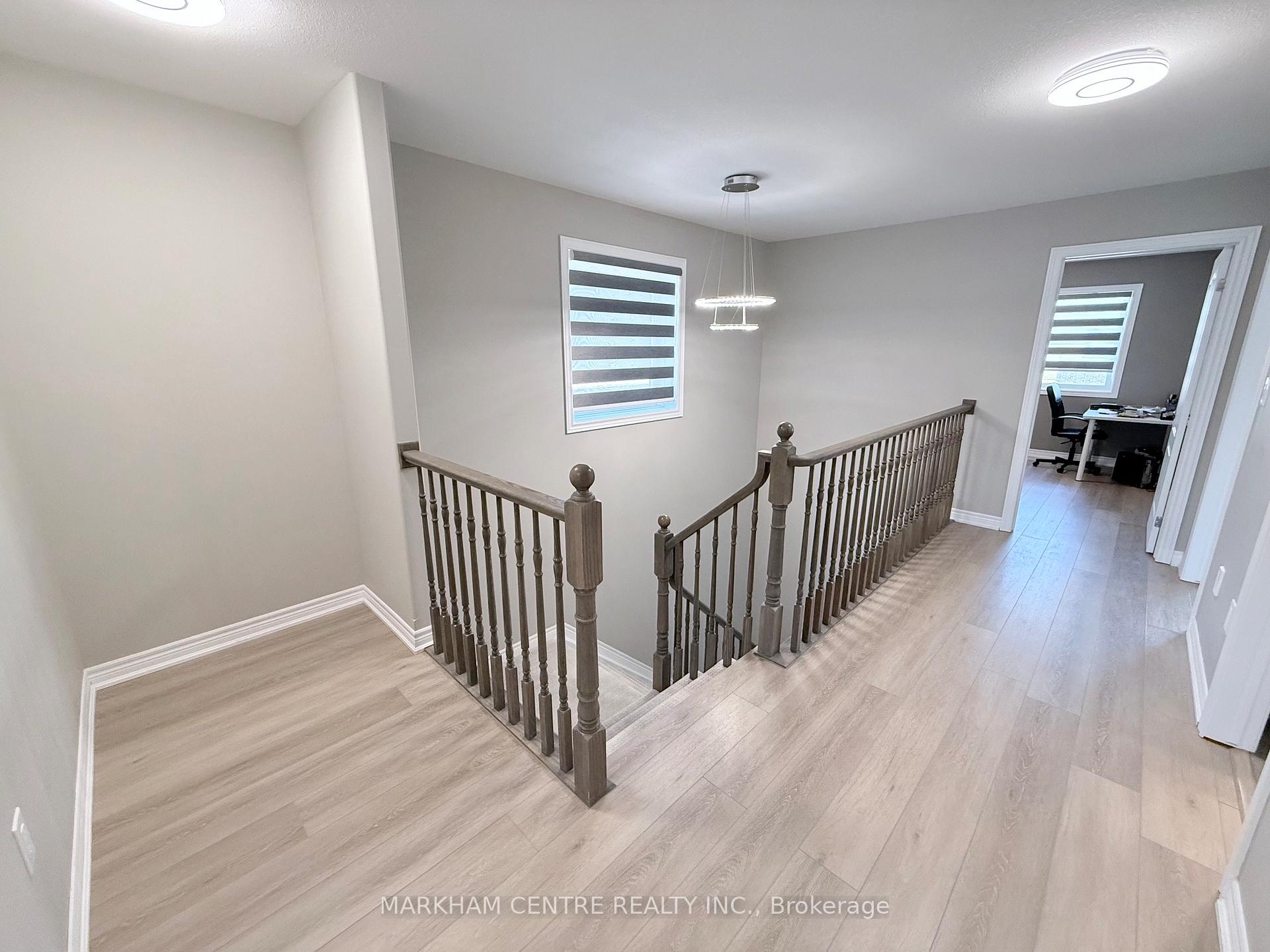 Photo 16 of 7173 Parsa Street, Niagara Falls, Brown — HOMEH