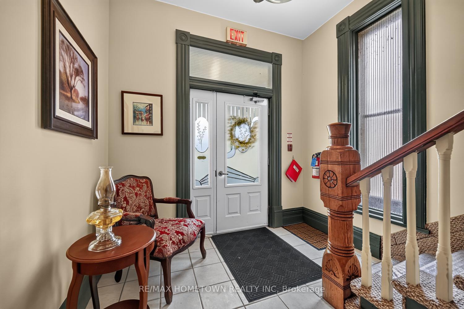 Photo 6 of 98 Pine Street, Brockville, Brockville — HOMEH