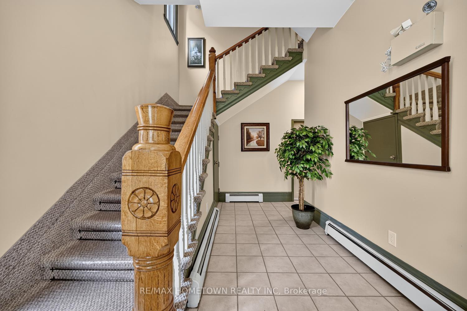 Photo 7 of 98 Pine Street, Brockville, Brockville — HOMEH