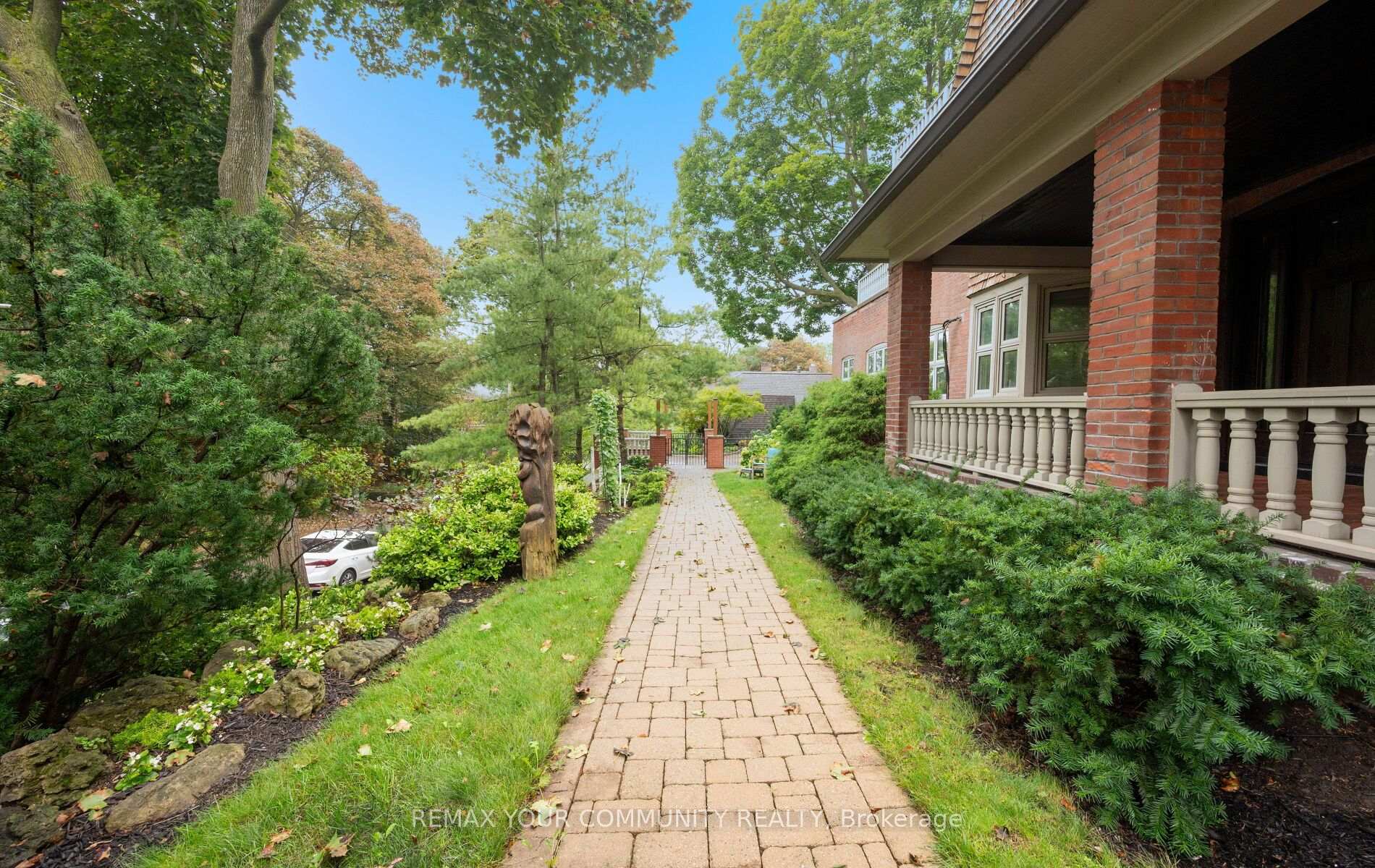 Photo 7 of 62 Indian Grove, Toronto, High Park-Swansea — HOMEH