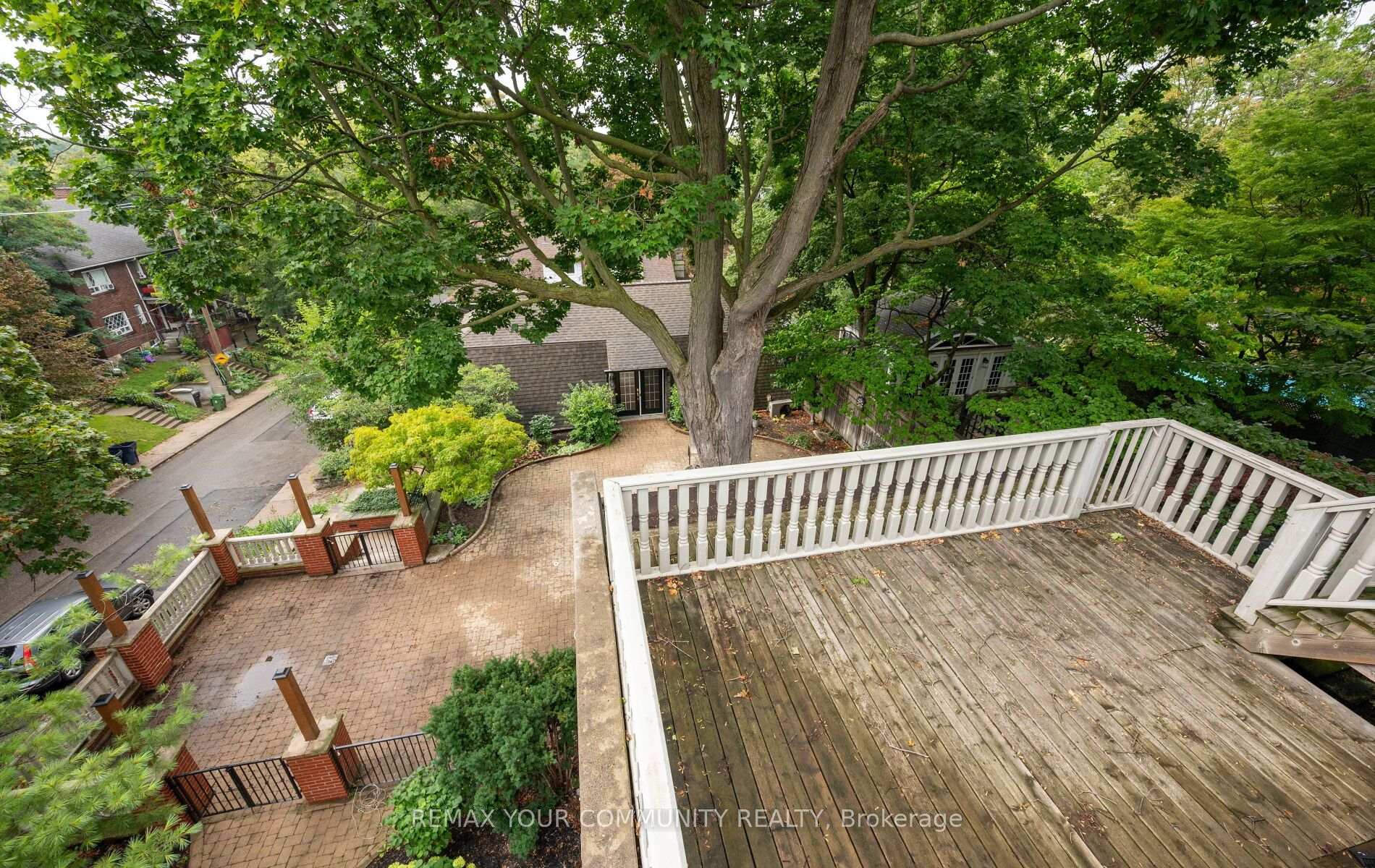Photo 41 of 62 Indian Grove, Toronto, High Park-Swansea — HOMEH