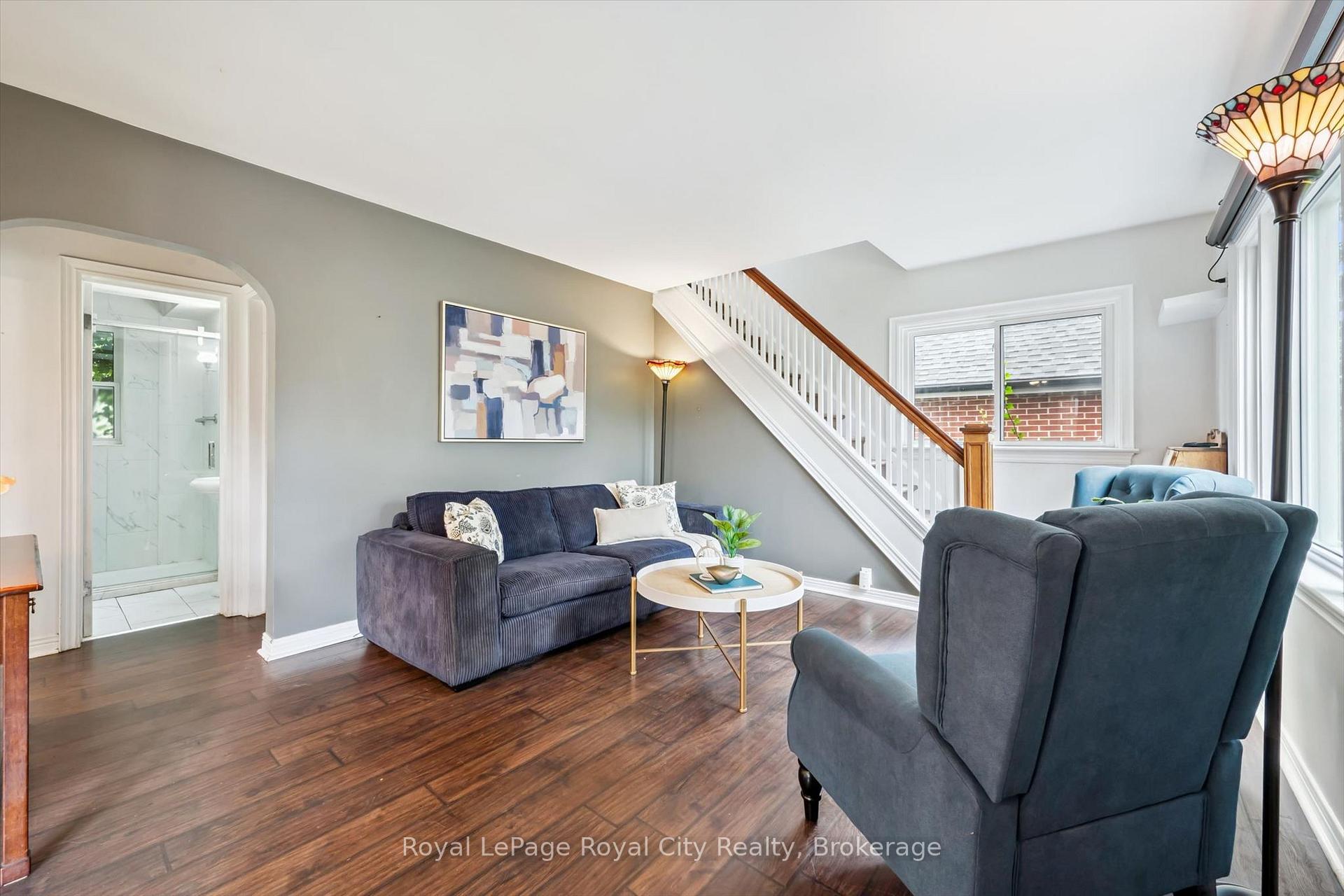 Photo 7 of 194 Grove Street, Guelph, St. George's — HOMEH