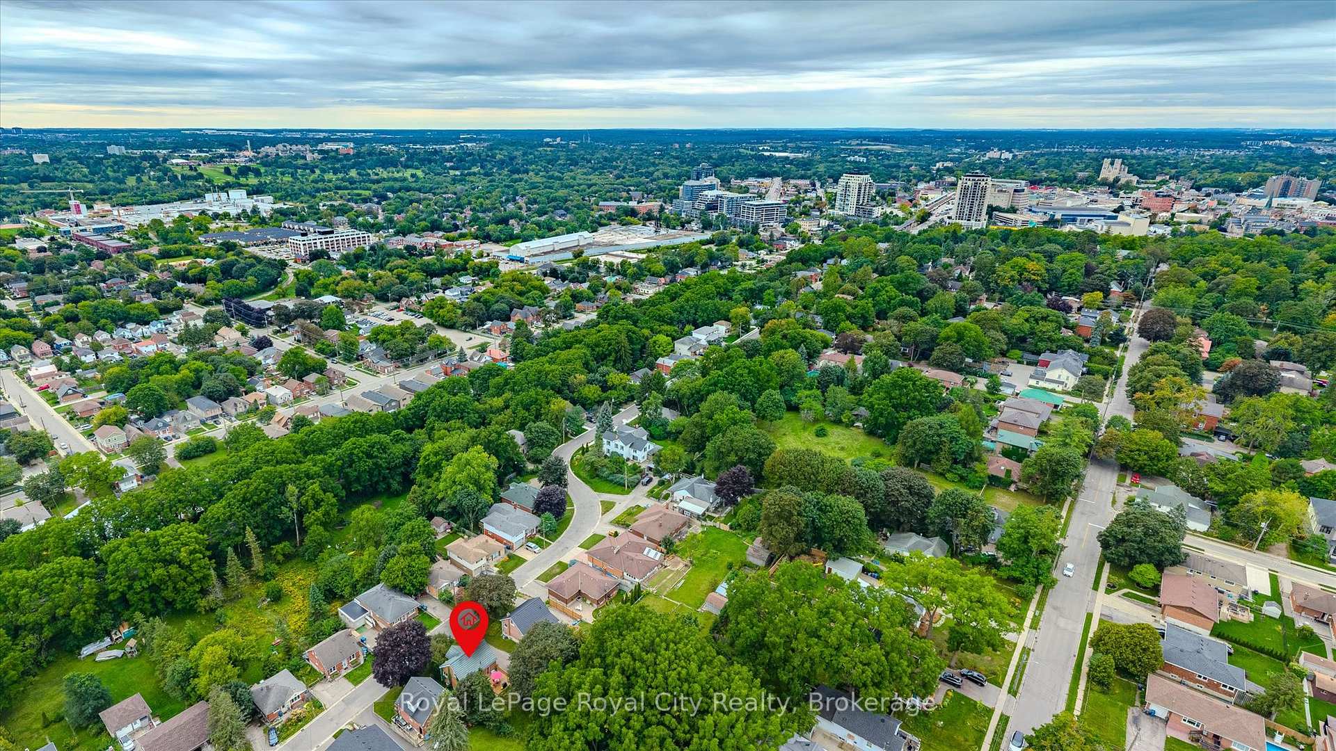 Photo 45 of 194 Grove Street, Guelph, St. George's — HOMEH