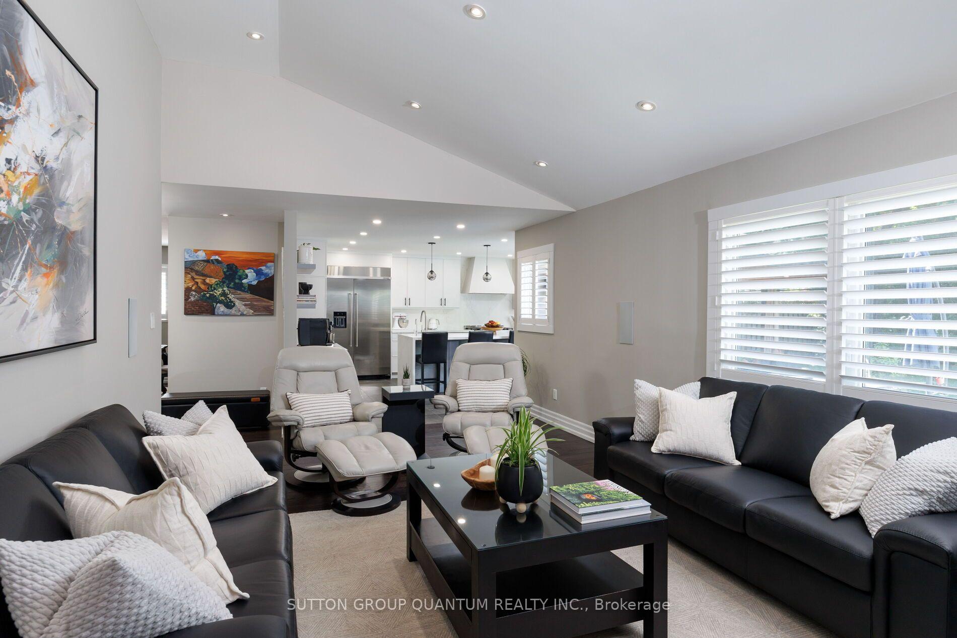 Photo 6 of 1883 Bough Beeches Boulevard, Mississauga, Rathwood — HOMEH