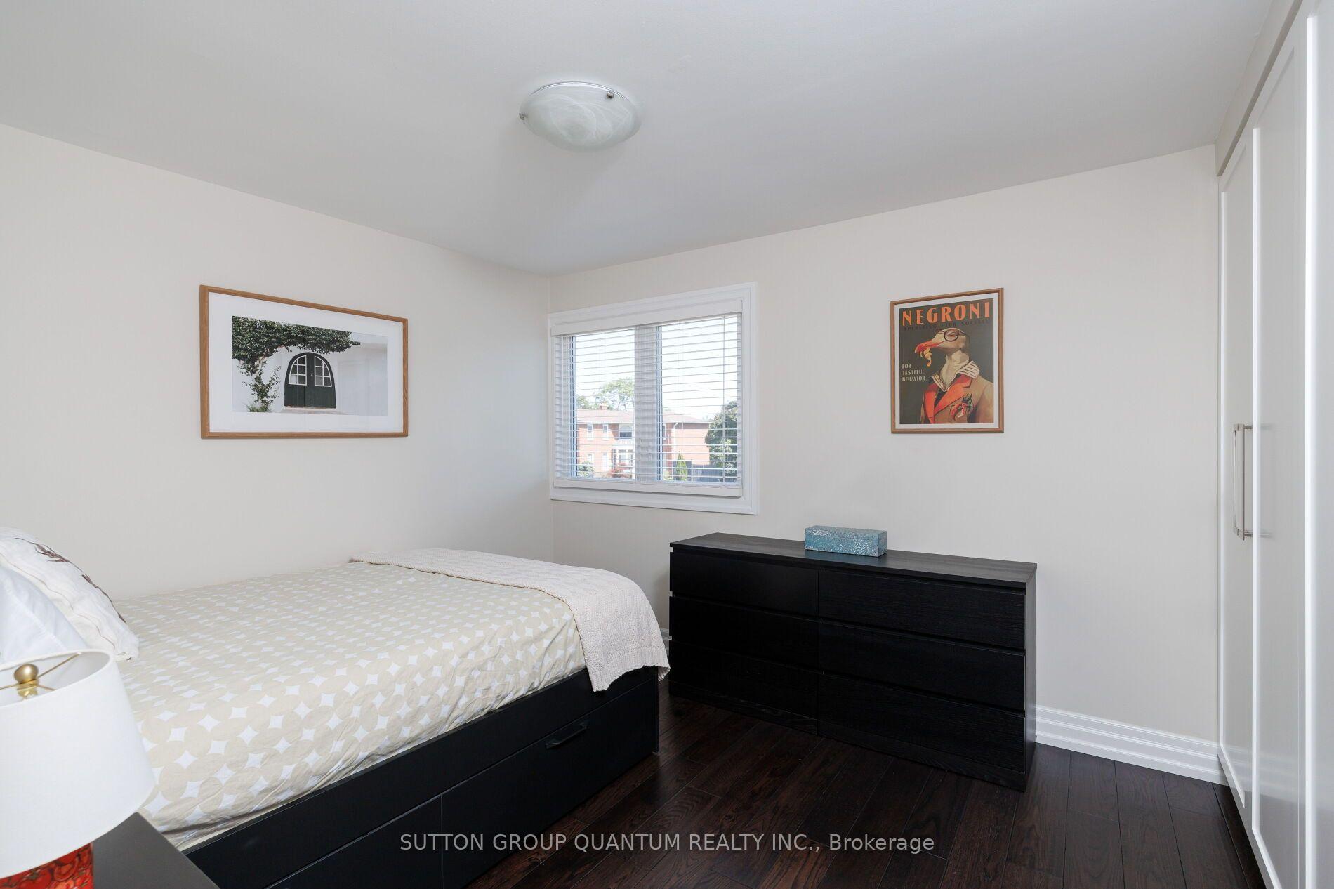 Photo 16 of 1883 Bough Beeches Boulevard, Mississauga, Rathwood — HOMEH