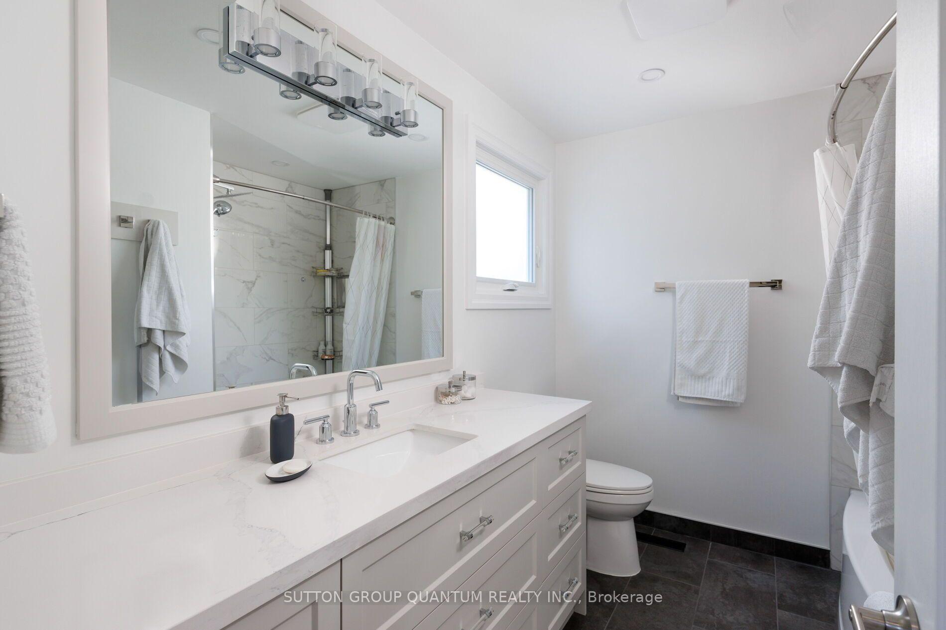 Photo 17 of 1883 Bough Beeches Boulevard, Mississauga, Rathwood — HOMEH