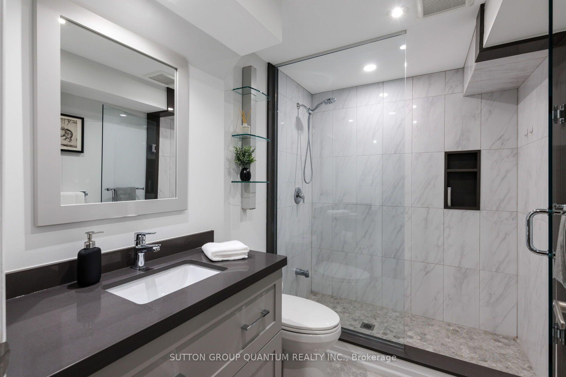 Photo 24 of 1883 Bough Beeches Boulevard, Mississauga, Rathwood — HOMEH