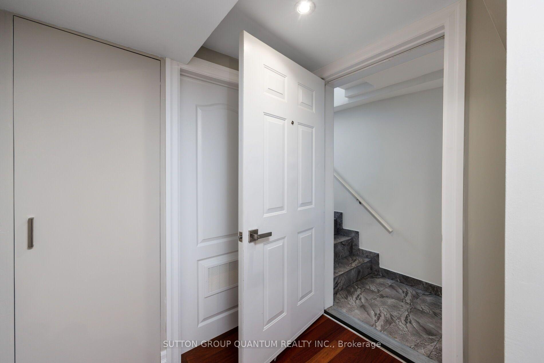 Photo 25 of 1883 Bough Beeches Boulevard, Mississauga, Rathwood — HOMEH