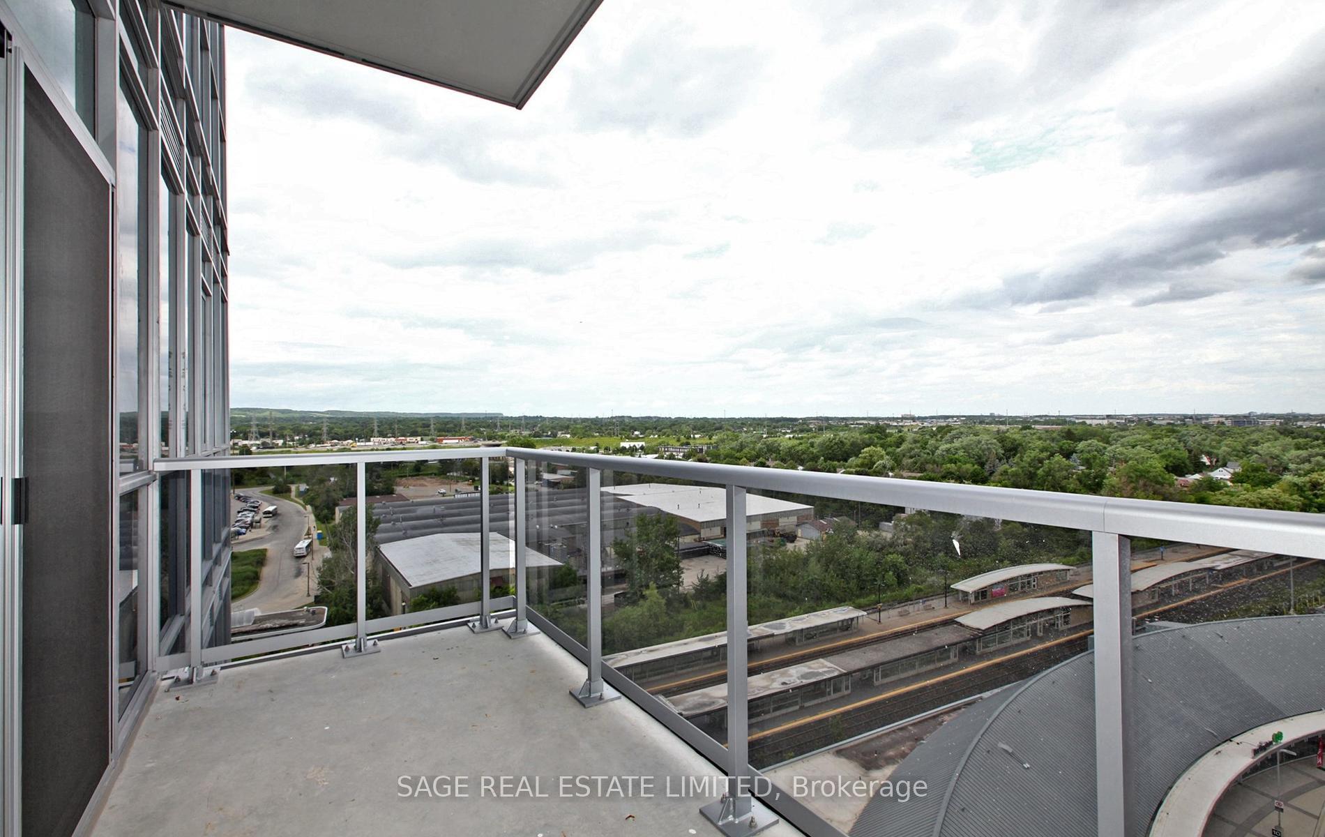 Photo 18 of Unit 1202, 2093 Fairview Street, Burlington, Freeman — HOMEH