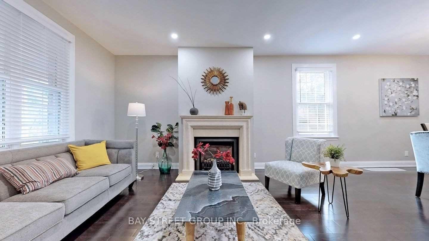 Photo 5 of 20 Bowood Avenue, Toronto, Lawrence Park North — HOMEH