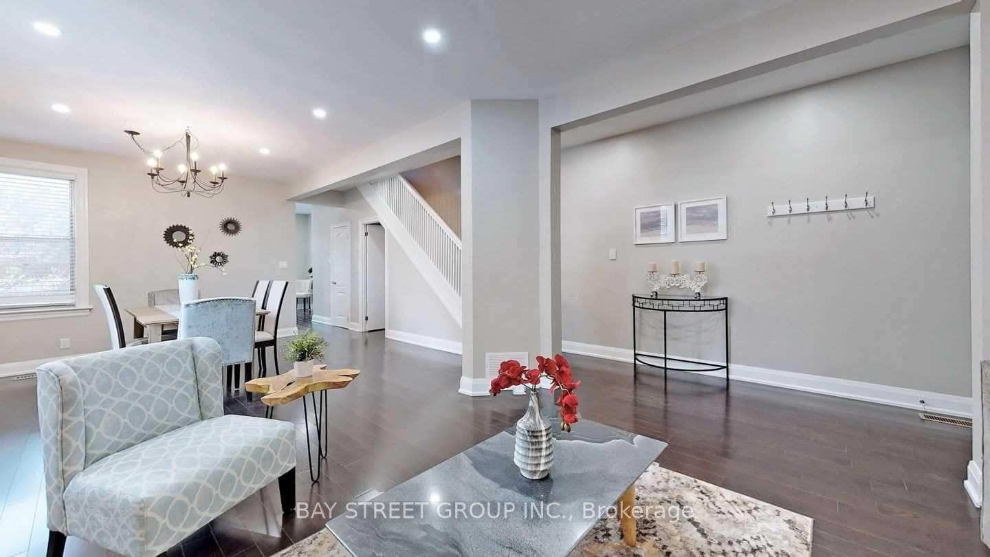 Photo 9 of 20 Bowood Avenue, Toronto, Lawrence Park North — HOMEH