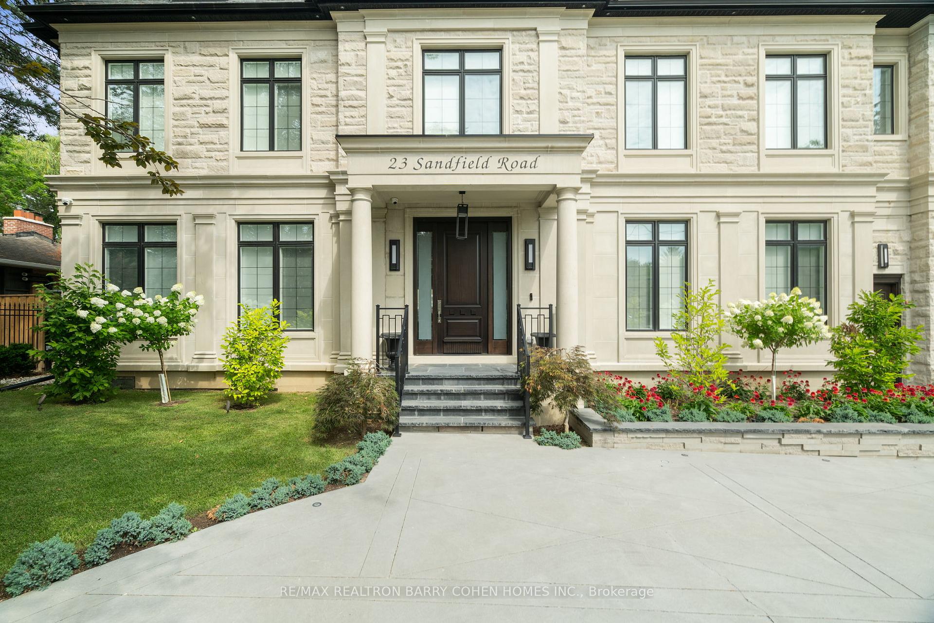 Photo 5 of 23 Sandfield Road, North York, Banbury-Don Mills — HOMEH