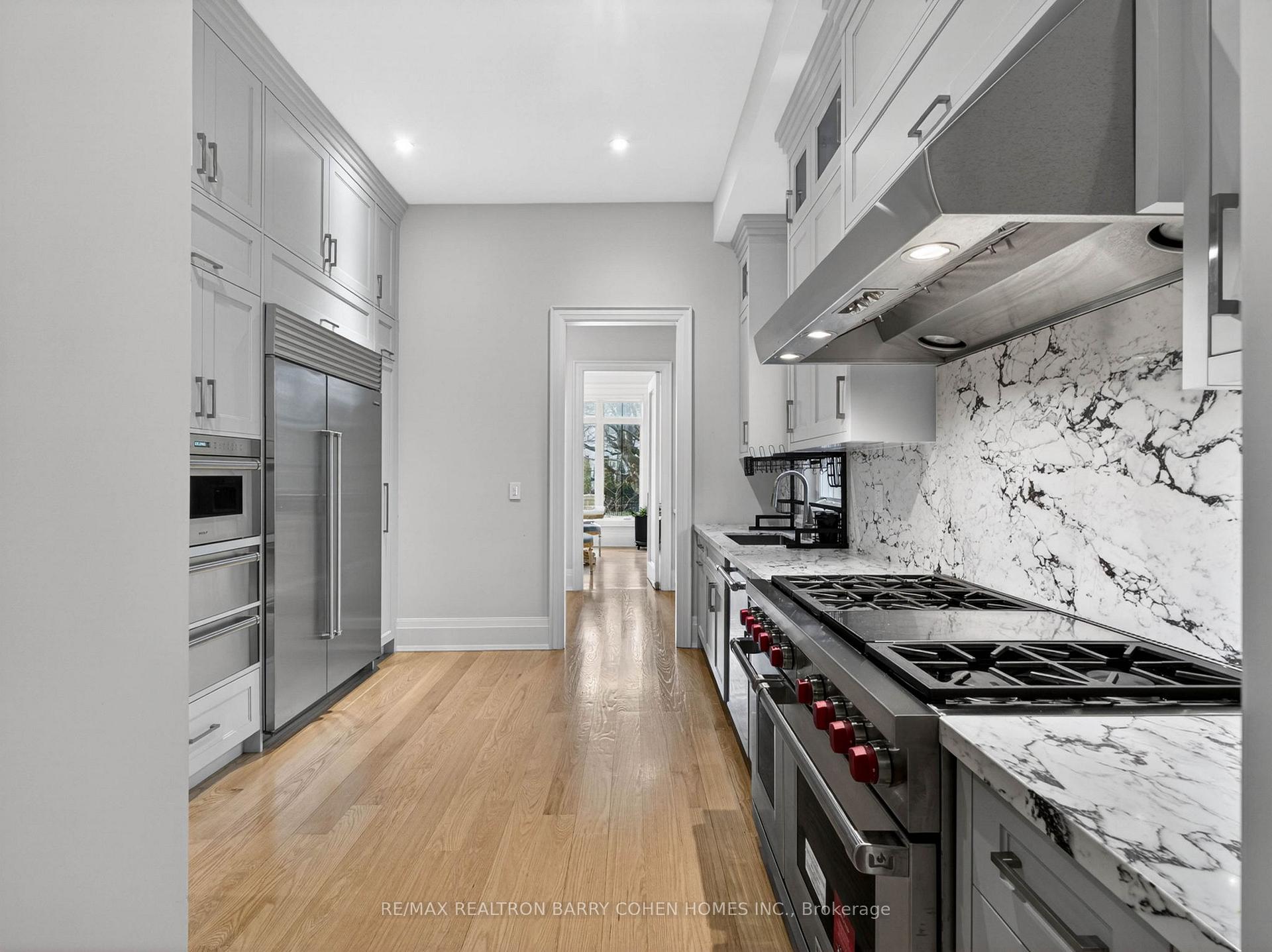 Photo 27 of 23 Sandfield Road, North York, Banbury-Don Mills — HOMEH