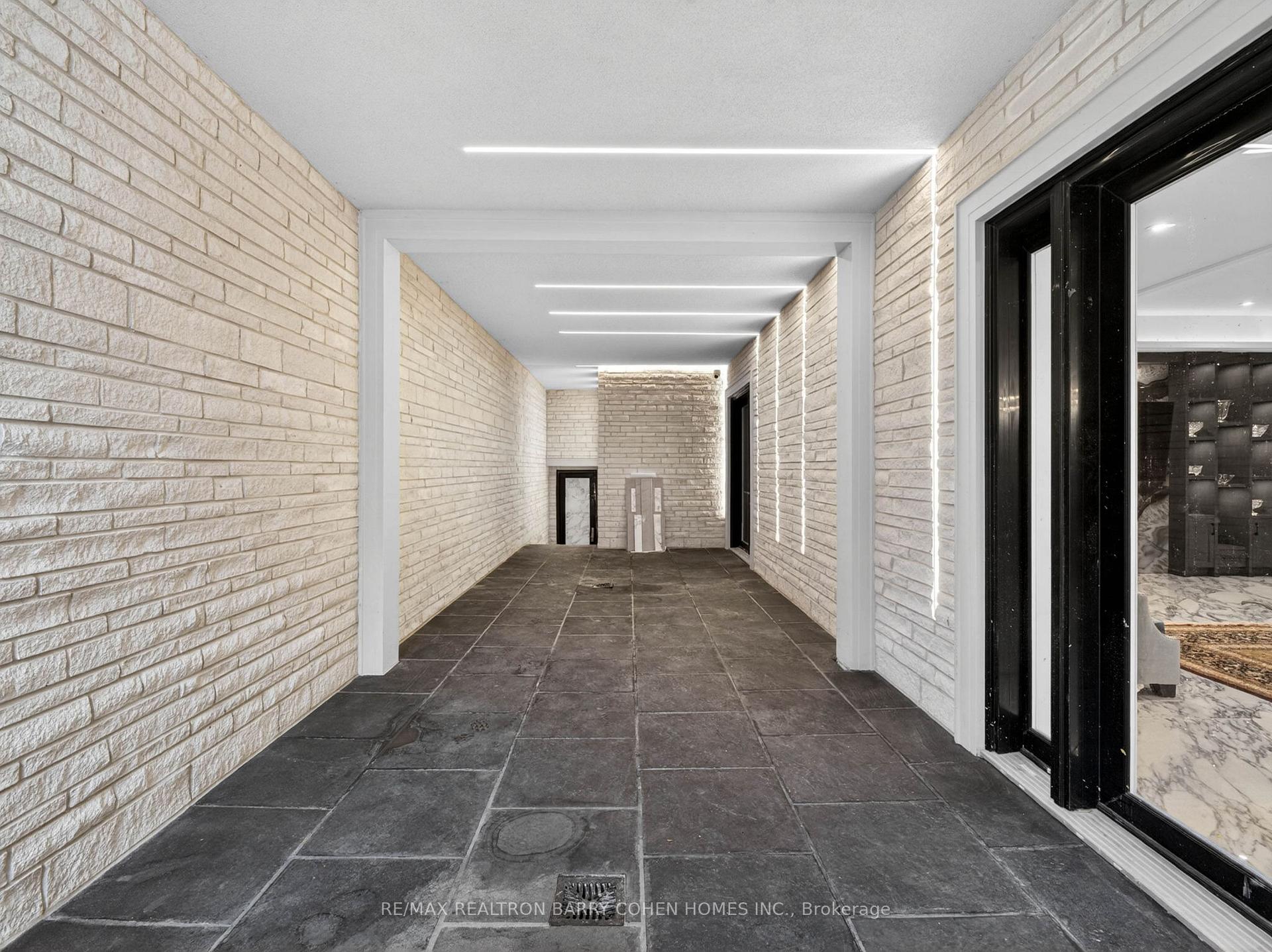 Photo 67 of 23 Sandfield Road, North York, Banbury-Don Mills — HOMEH