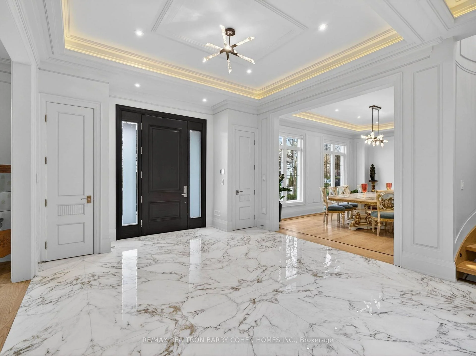 Photo 11 of 23 Sandfield Road, North York, Banbury-Don Mills — HOMEH