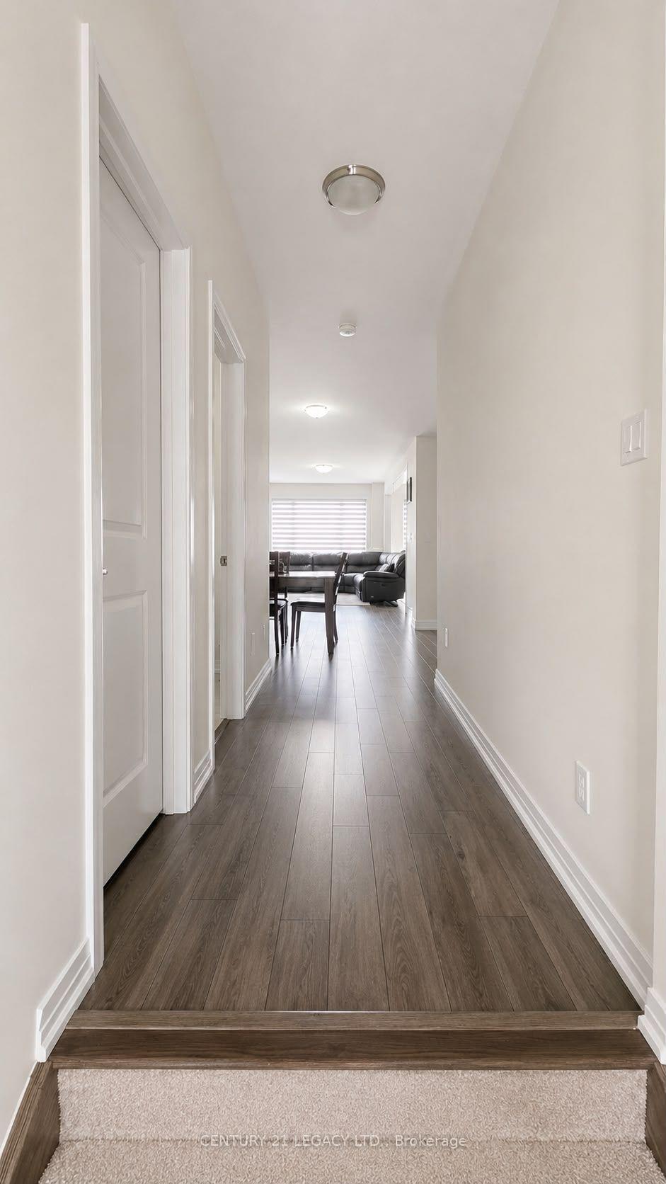 Photo 3 of 19 Langridge Way, Cambridge, East Galt — HOMEH