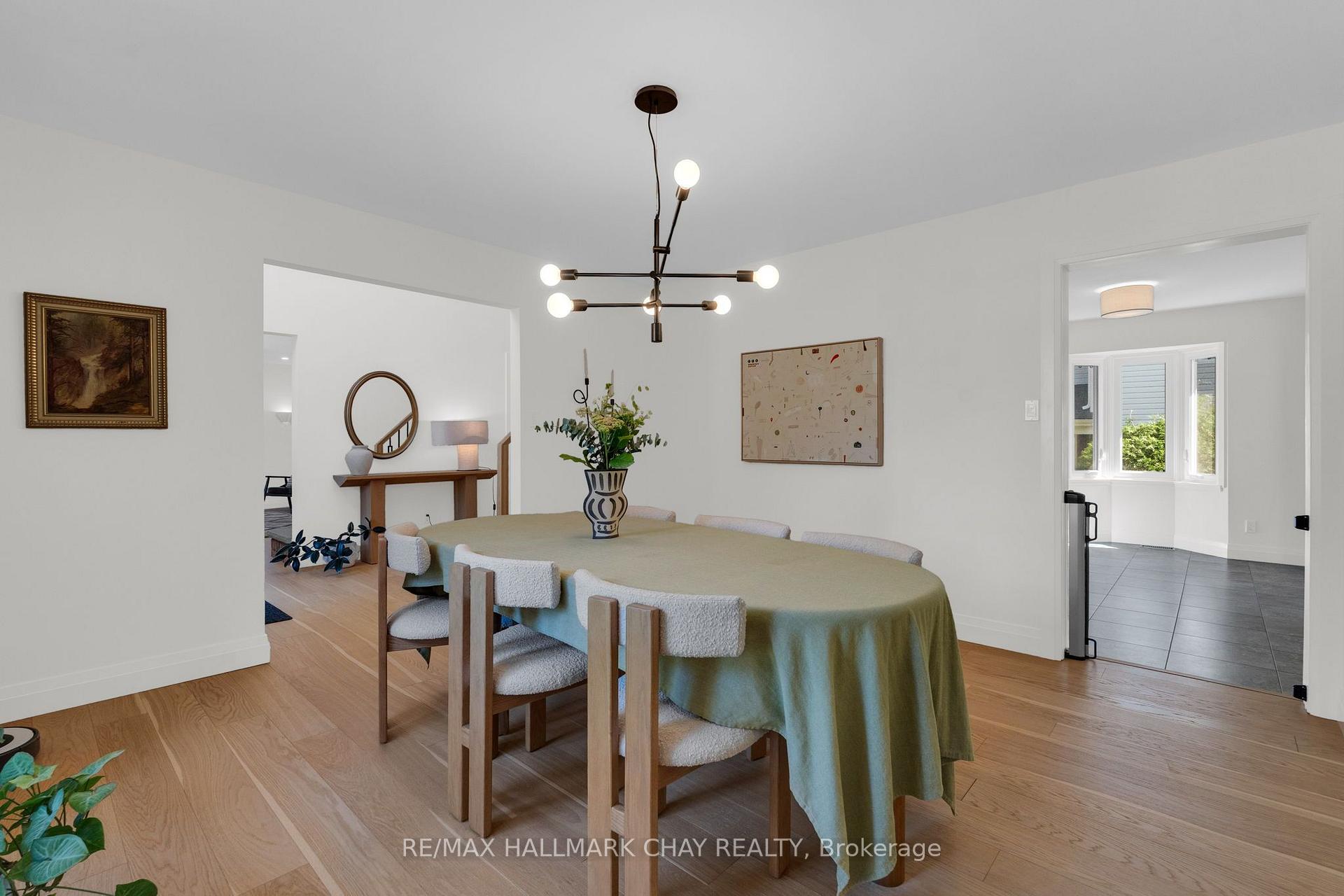 Photo 11 of 9 Howard Drive, Oro-Medonte, Rural Oro-Medonte — HOMEH