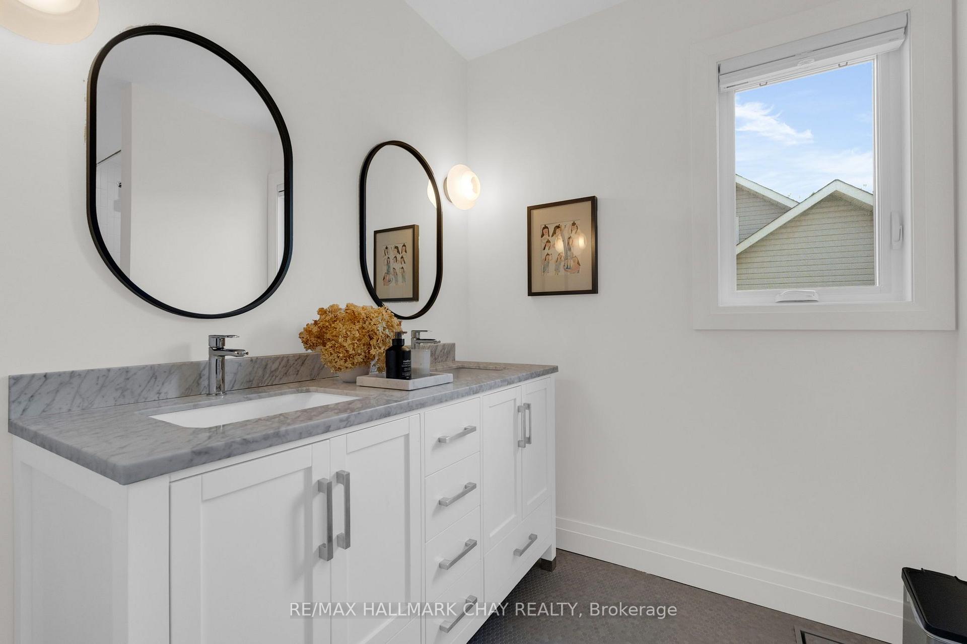 Photo 34 of 9 Howard Drive, Oro-Medonte, Rural Oro-Medonte — HOMEH